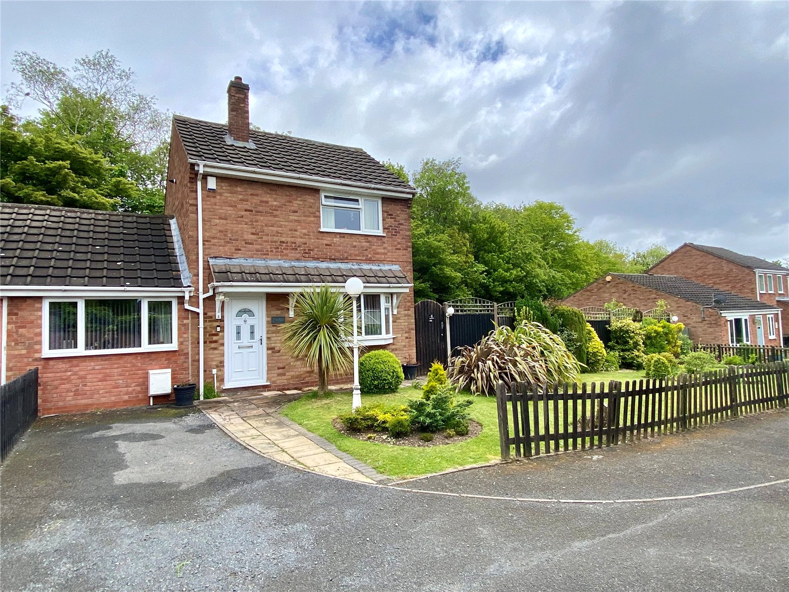 Nickless Way, Dawley, Telford, TF4 - DB Roberts