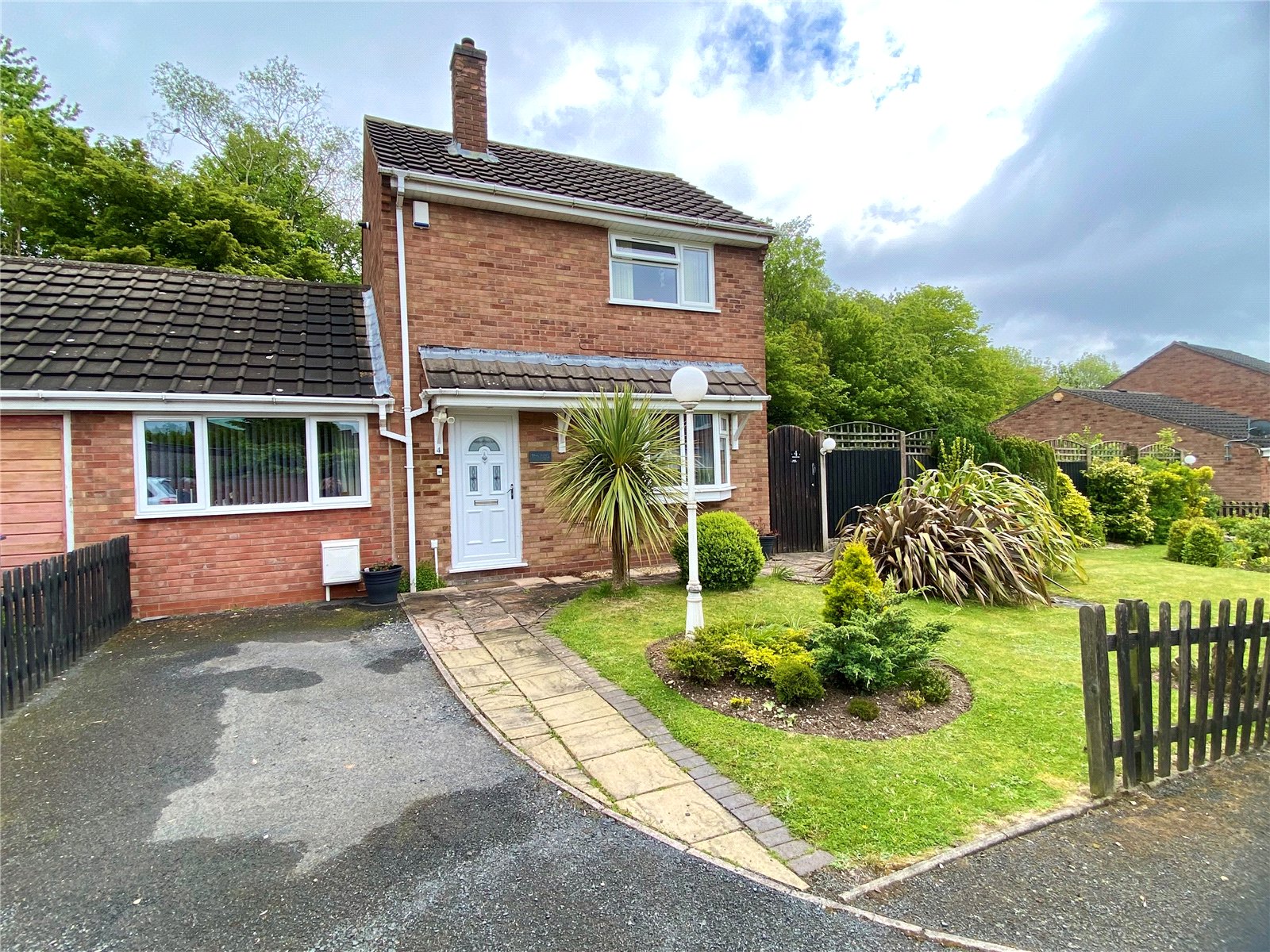Nickless Way, Dawley, Telford, TF4 - DB Roberts