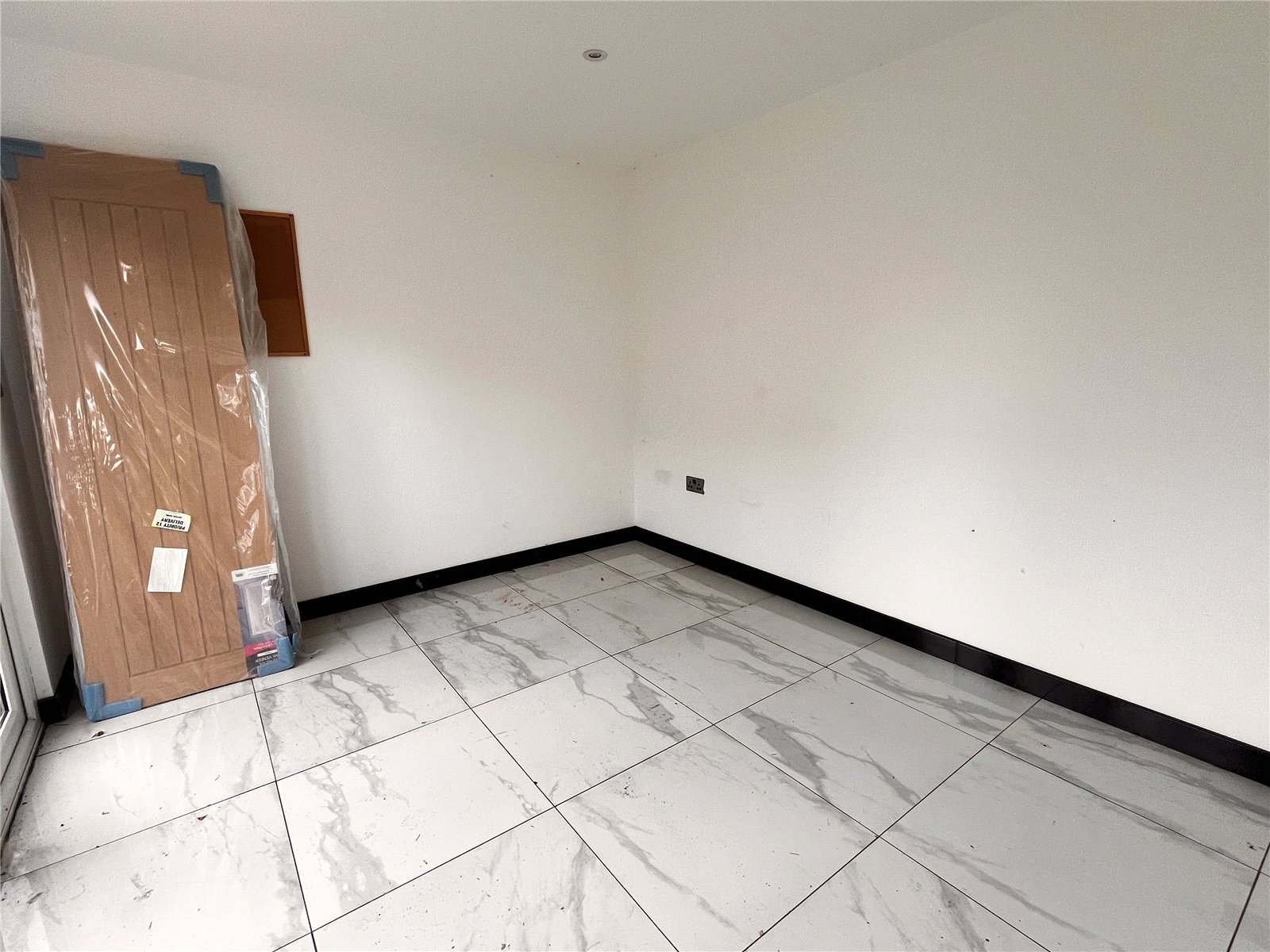Chatford Drive, Meole Brace, Shrewsbury, SY3 - DB Roberts