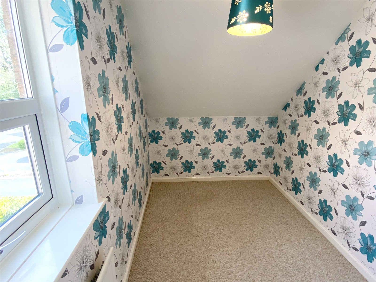 Lilyvale Close, Priorslee, Telford, TF2 - DB Roberts