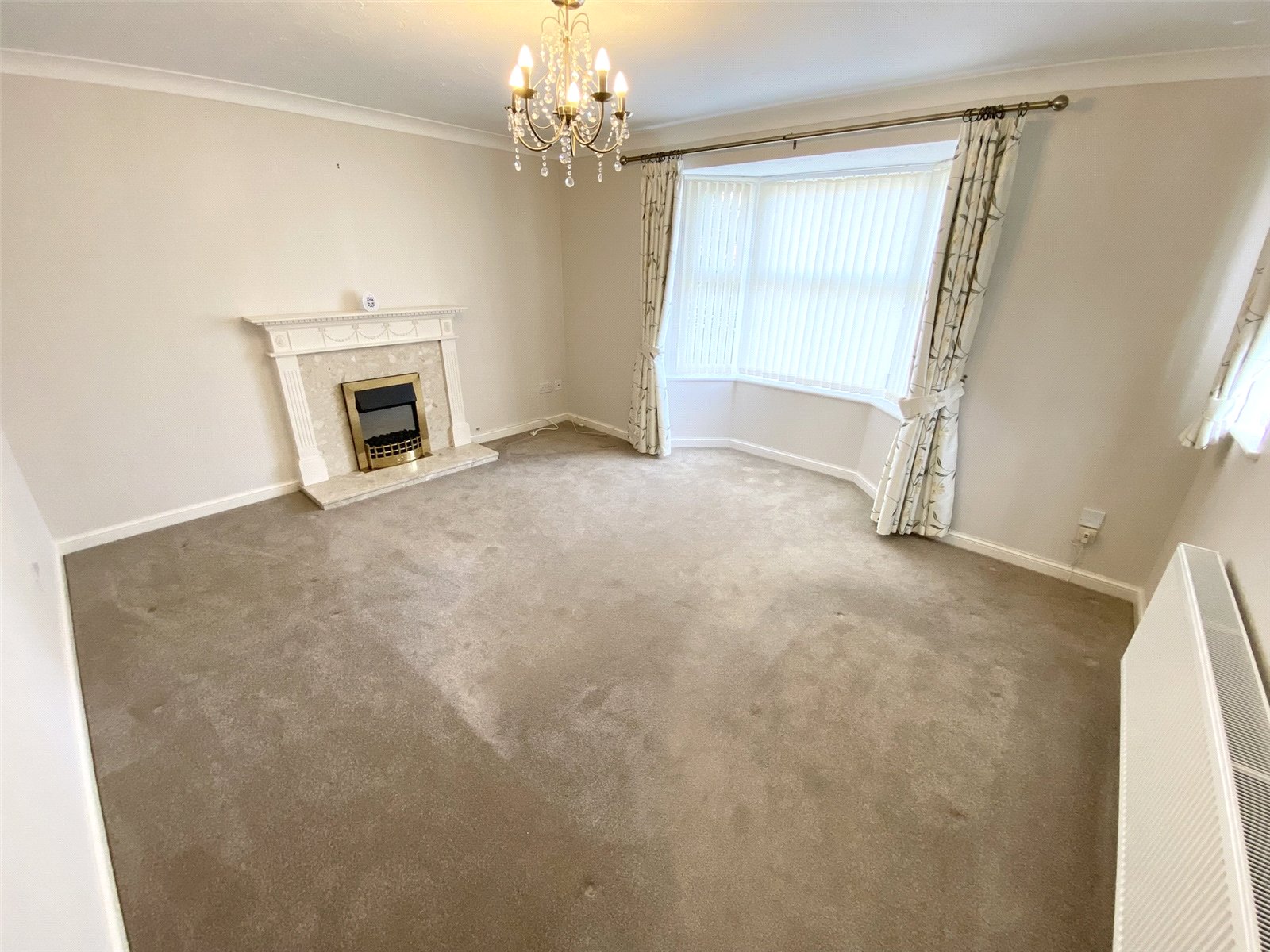 Lilyvale Close, Priorslee, Telford, TF2 - DB Roberts