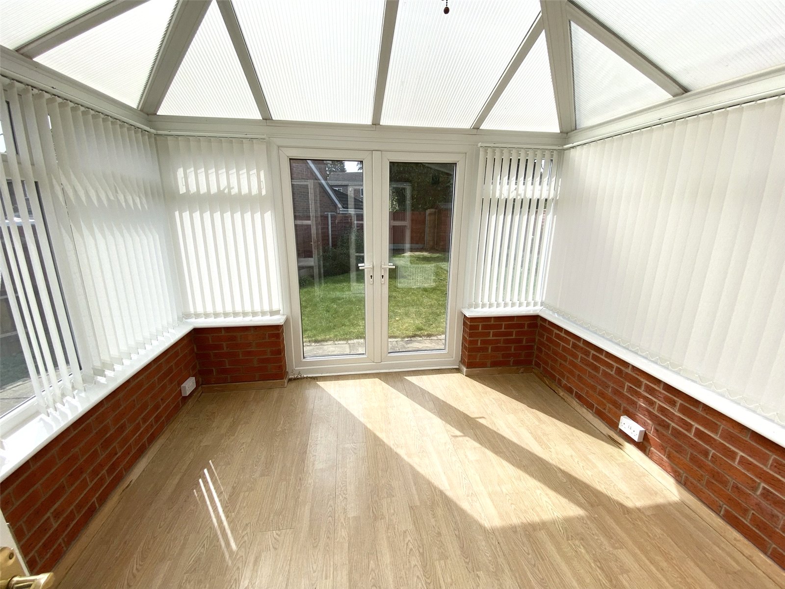 Lilyvale Close, Priorslee, Telford, TF2 - DB Roberts