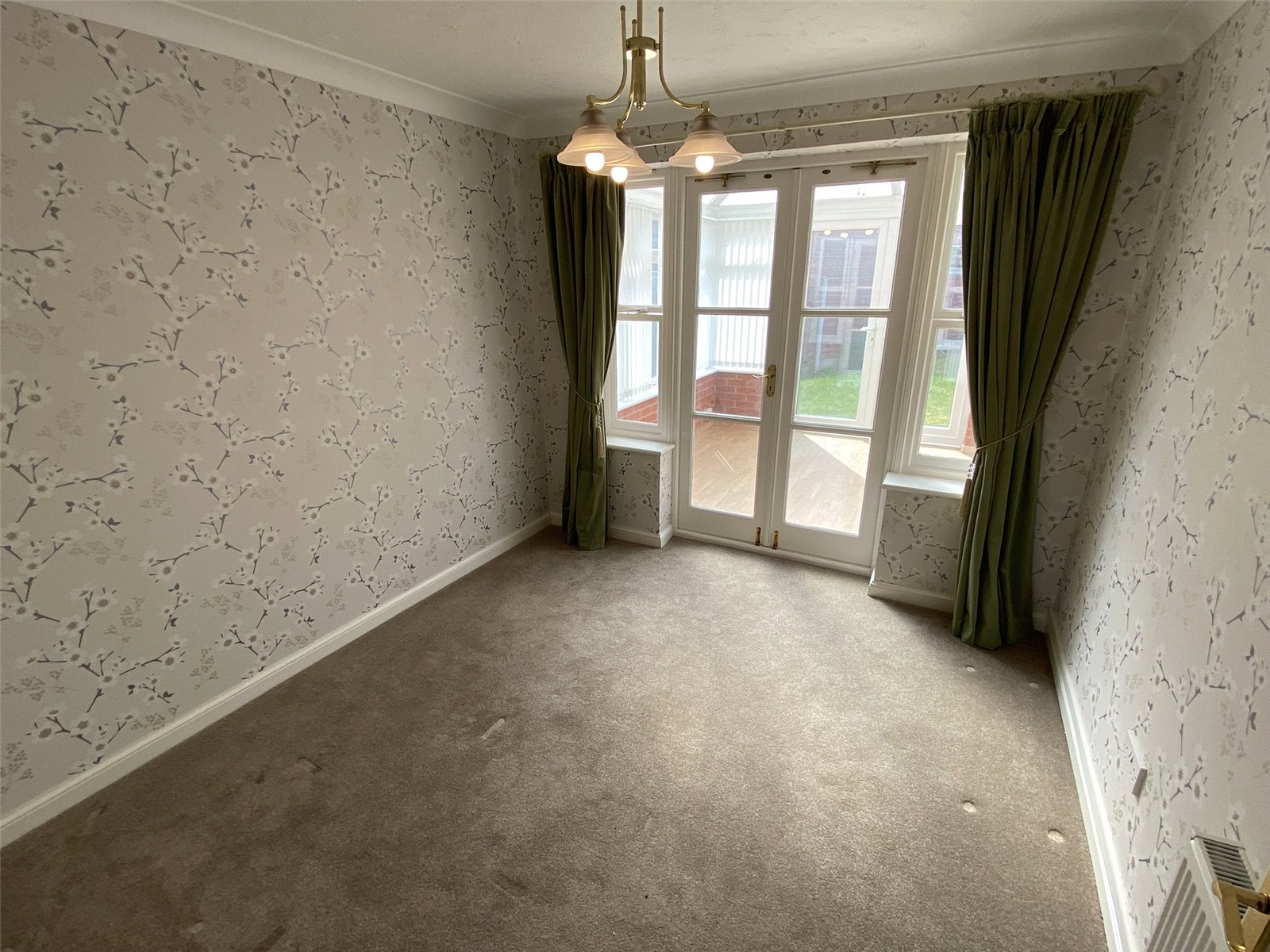Lilyvale Close, Priorslee, Telford, TF2 - DB Roberts
