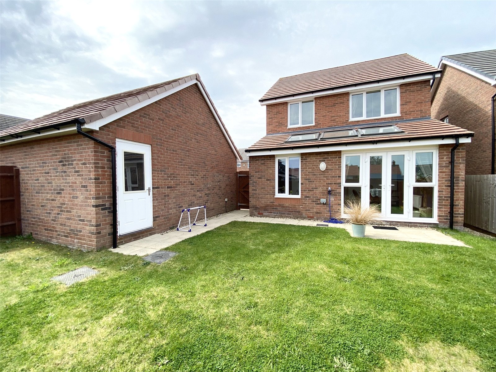 Griffin Drive, Arleston, Telford, TF1 - DB Roberts