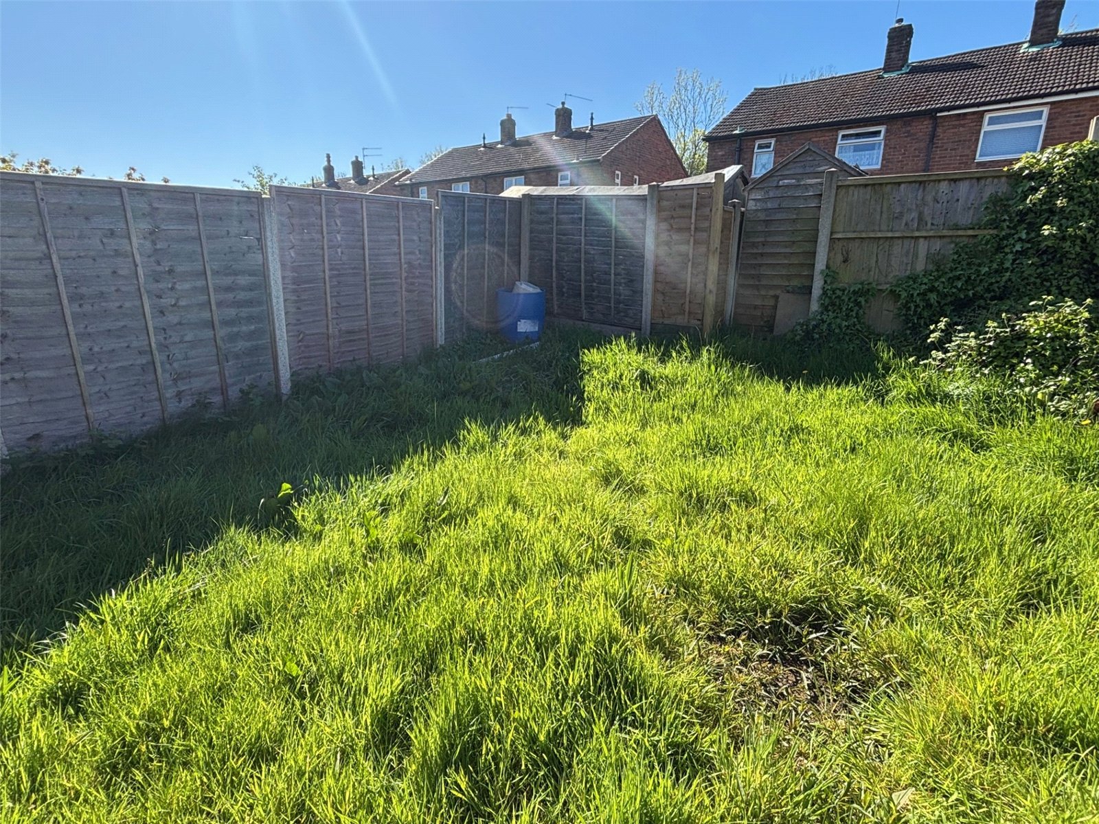 Hayes Road, Arleston, Telford, TF1 - DB Roberts