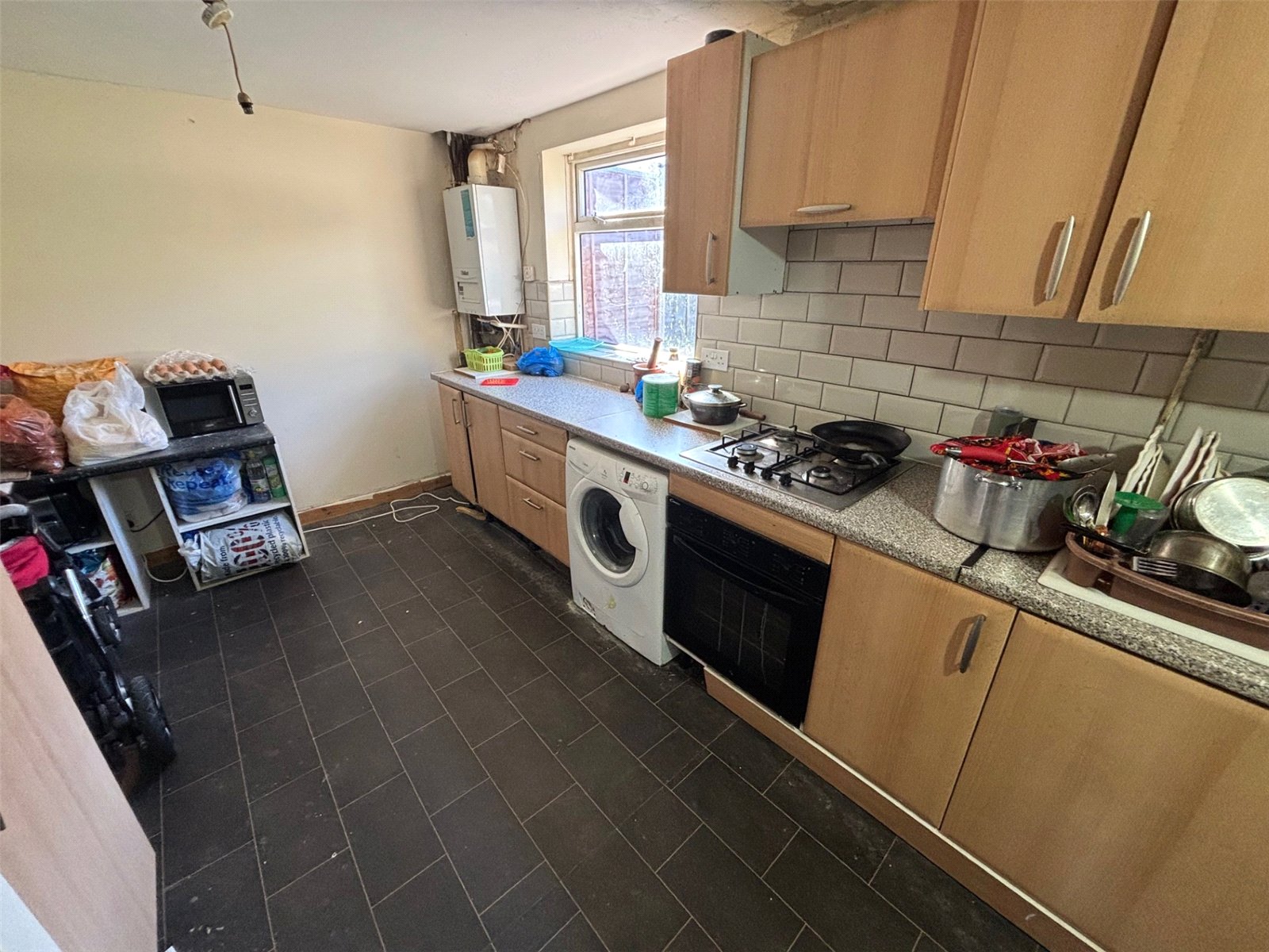 Hayes Road, Arleston, Telford, TF1 - DB Roberts