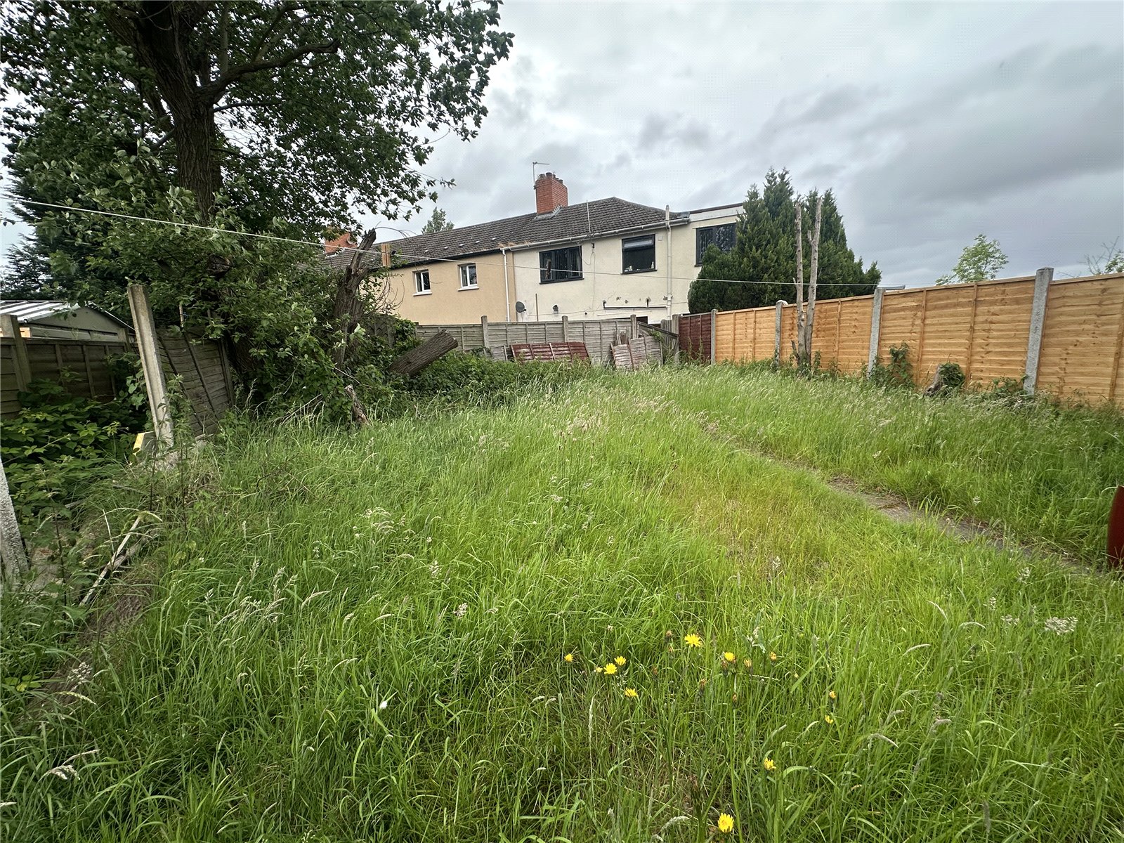 Snowdon Way, Dunstall Hill, Wolverhampton, WV10 - DB Roberts