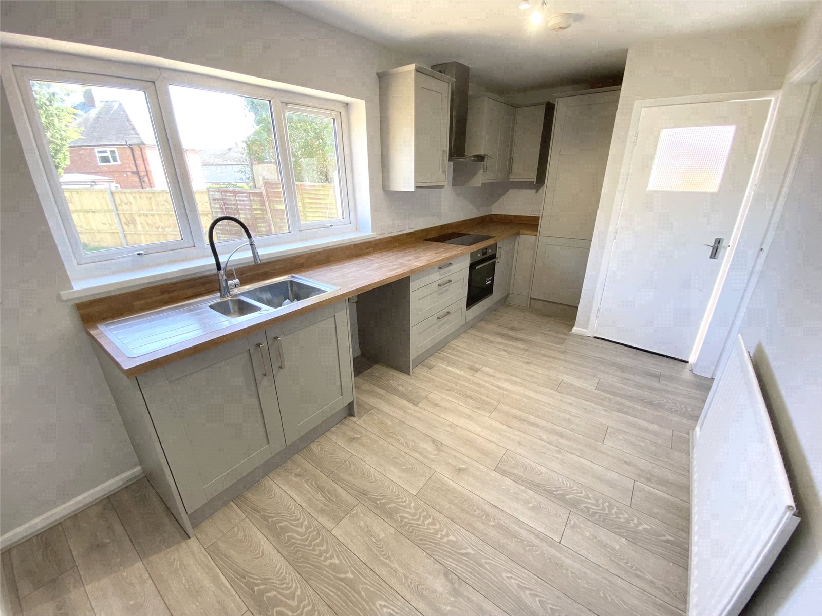 Ardern Avenue, Dawley, Telford, TF4 - DB Roberts