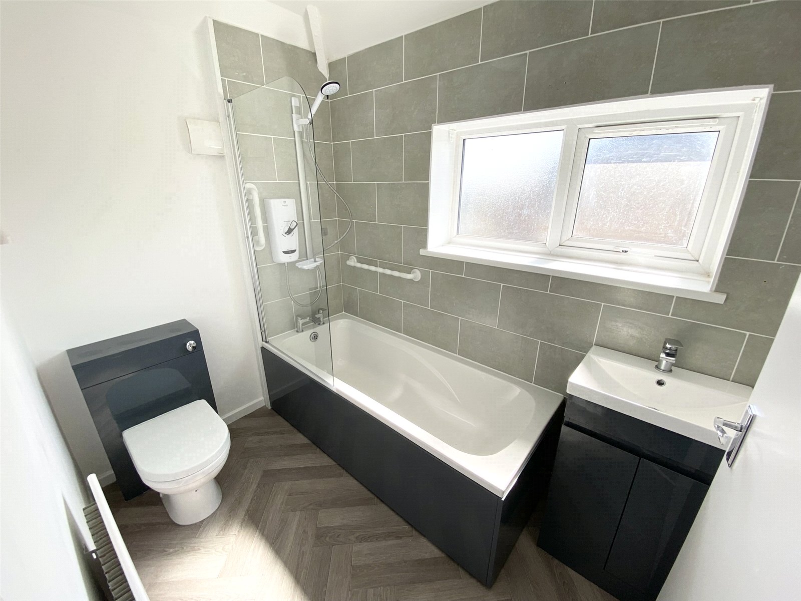 Ardern Avenue, Dawley, Telford, TF4 - DB Roberts