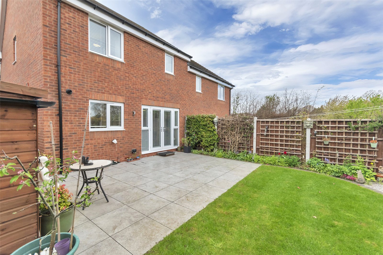 Victory Gardens, Off Oteley Road, Shrewsbury, SY2 - DB Roberts