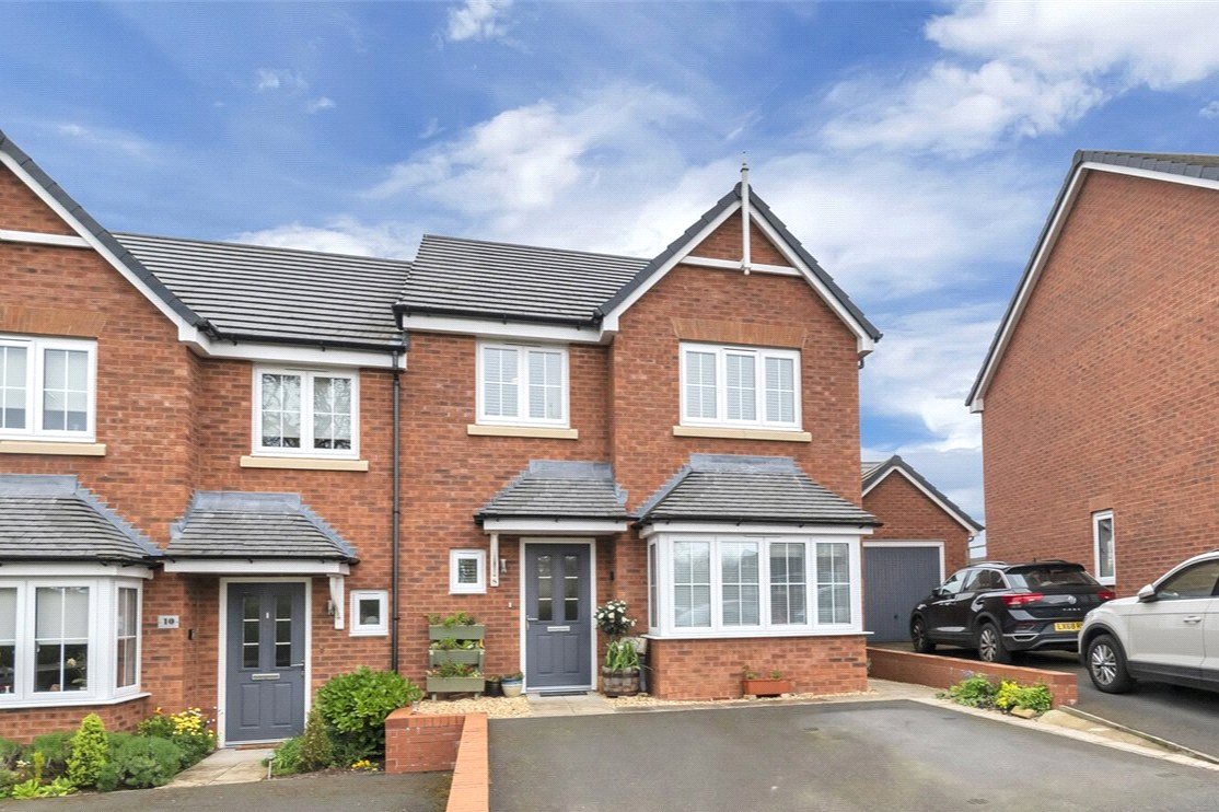 Victory Gardens, Off Oteley Road, Shrewsbury, SY2 - DB Roberts