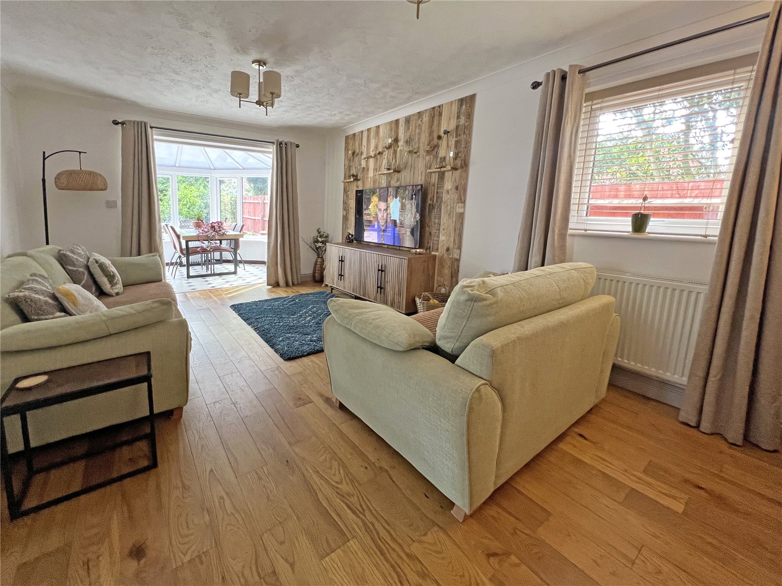 Ludford Drive, Stirchley, Telford, TF3 - DB Roberts