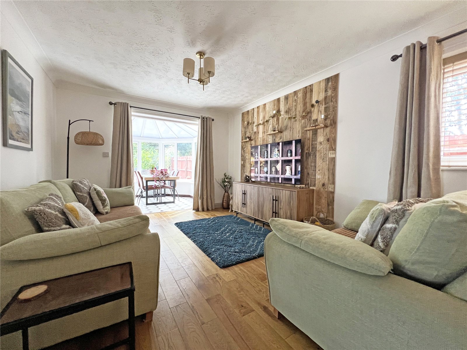 Ludford Drive, Stirchley, Telford, TF3 - DB Roberts
