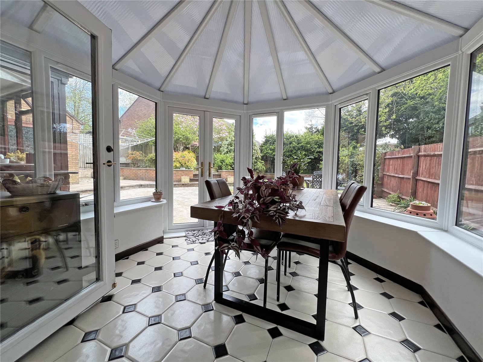Ludford Drive, Stirchley, Telford, TF3 - DB Roberts
