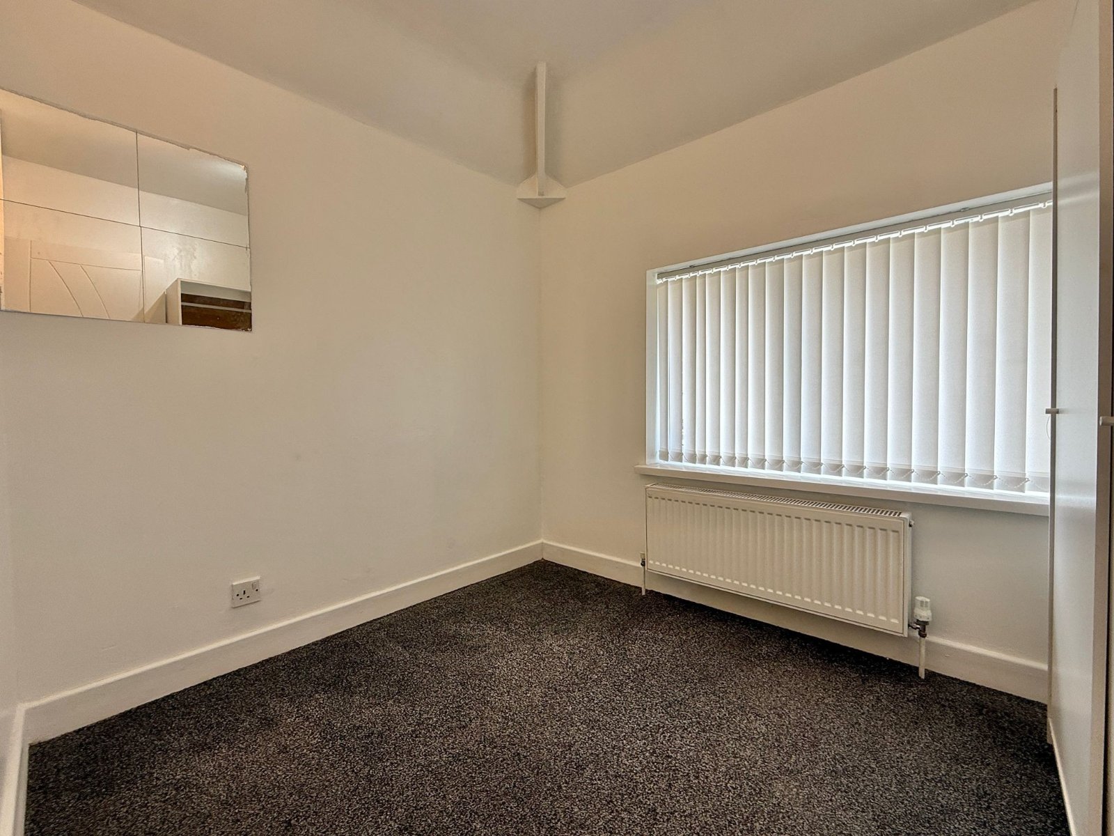 Deansfield Road, Wolverhampton, West Midlands, WV1 - DB Roberts