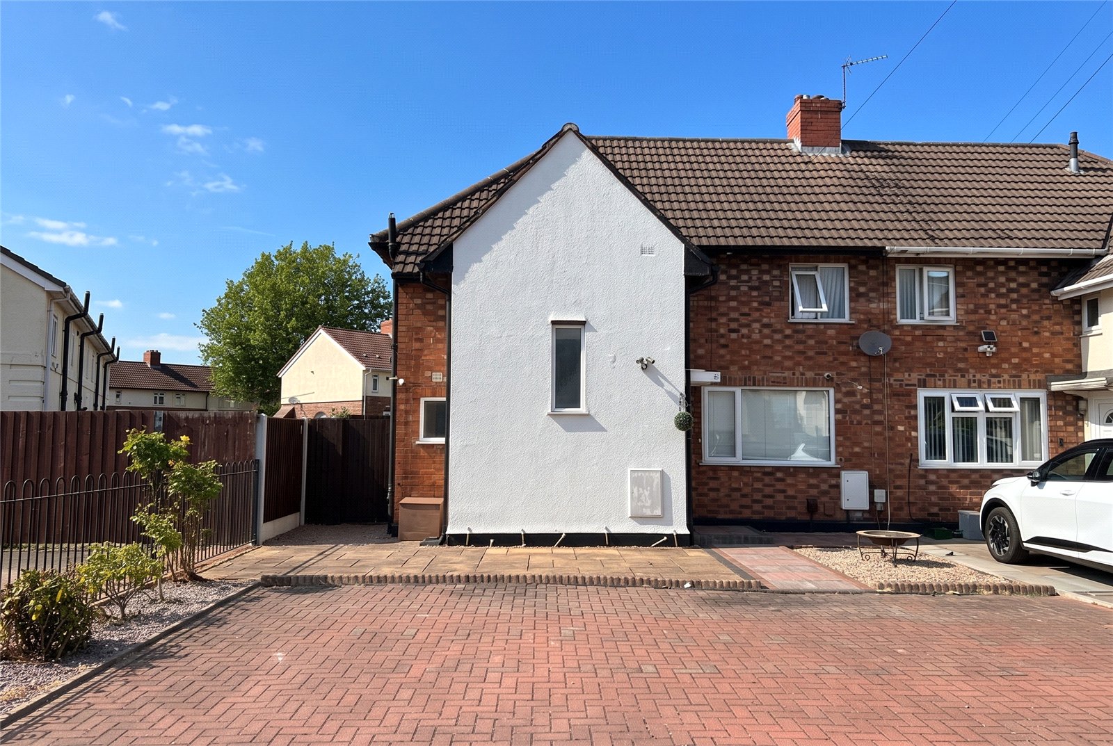 Deansfield Road, Wolverhampton, West Midlands, WV1 - DB Roberts