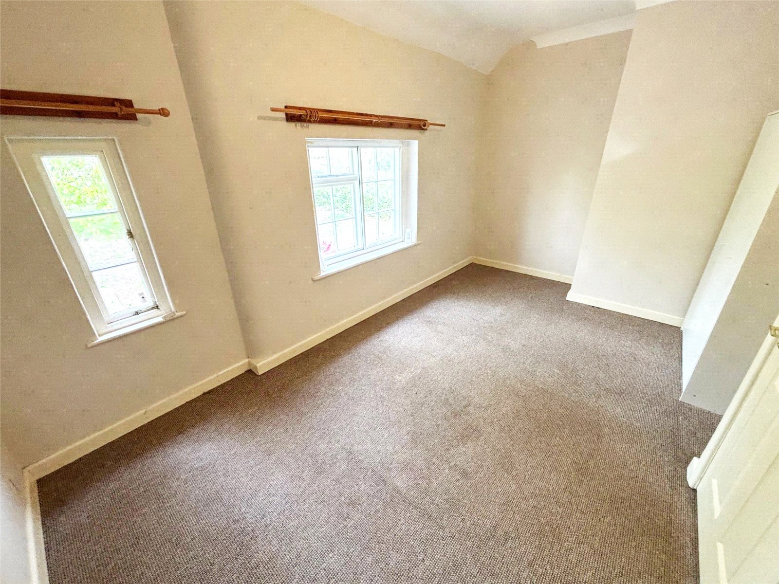 Russell Road, Madeley, Telford, TF7 - DB Roberts