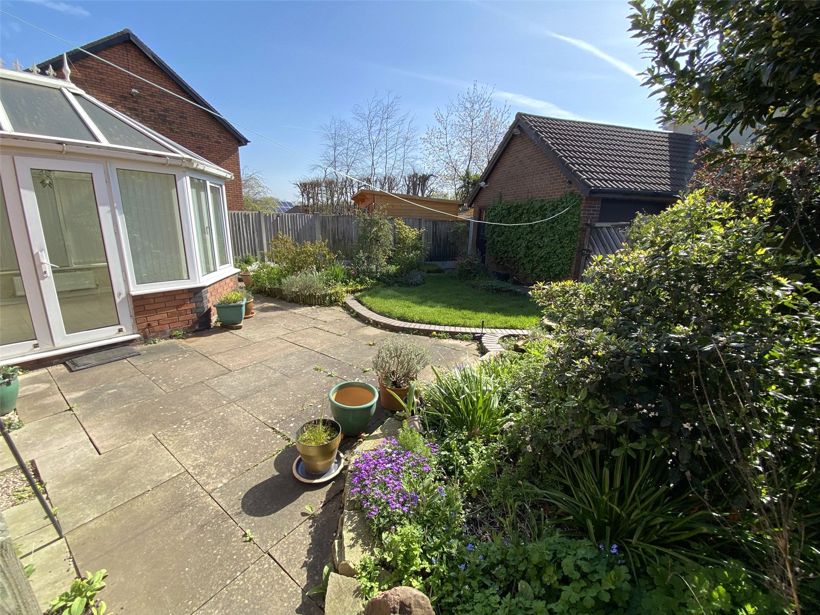 Ainsdale Drive, Priorslee, Telford, TF2 - DB Roberts