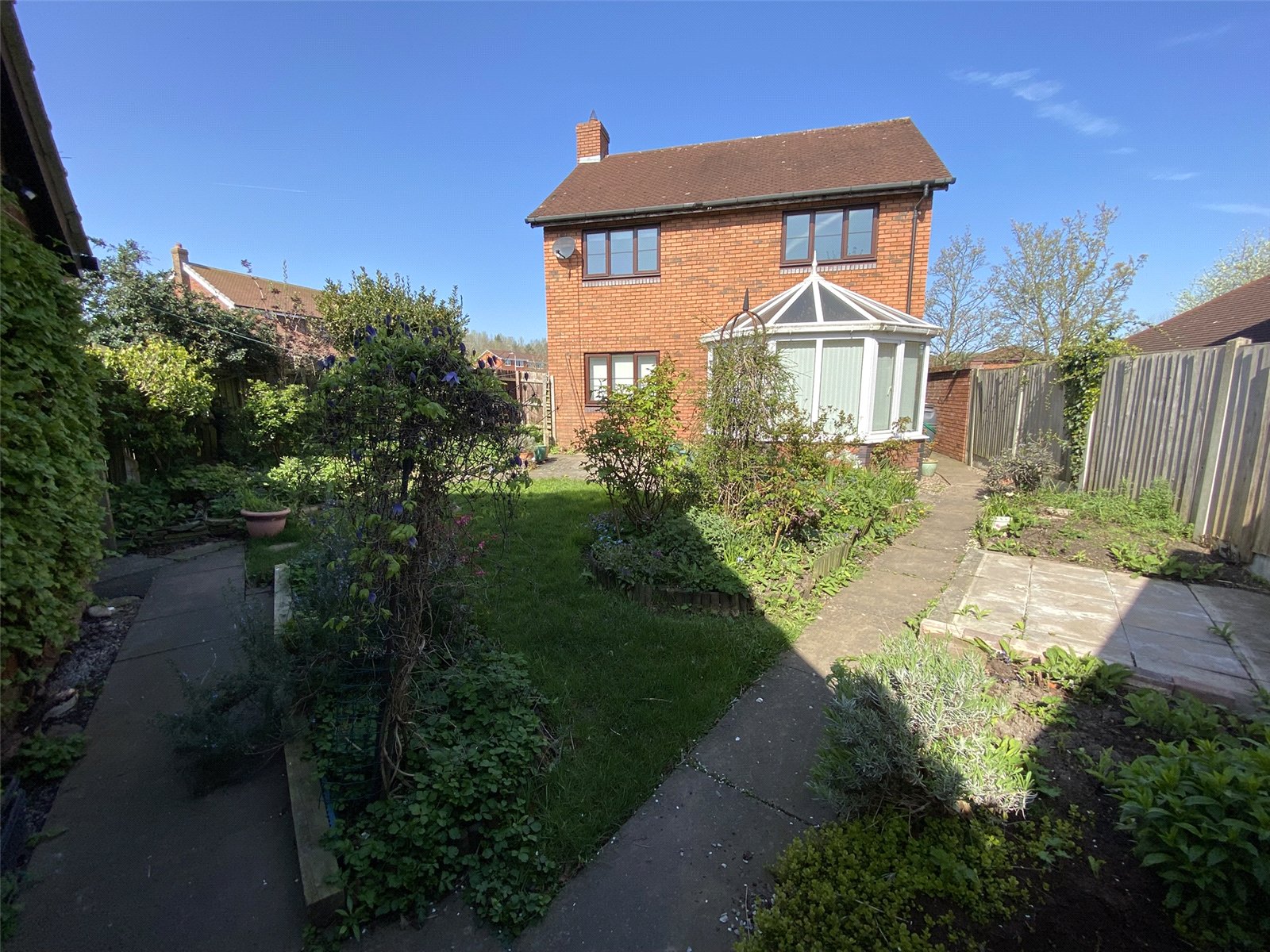 Ainsdale Drive, Priorslee, Telford, TF2 - DB Roberts
