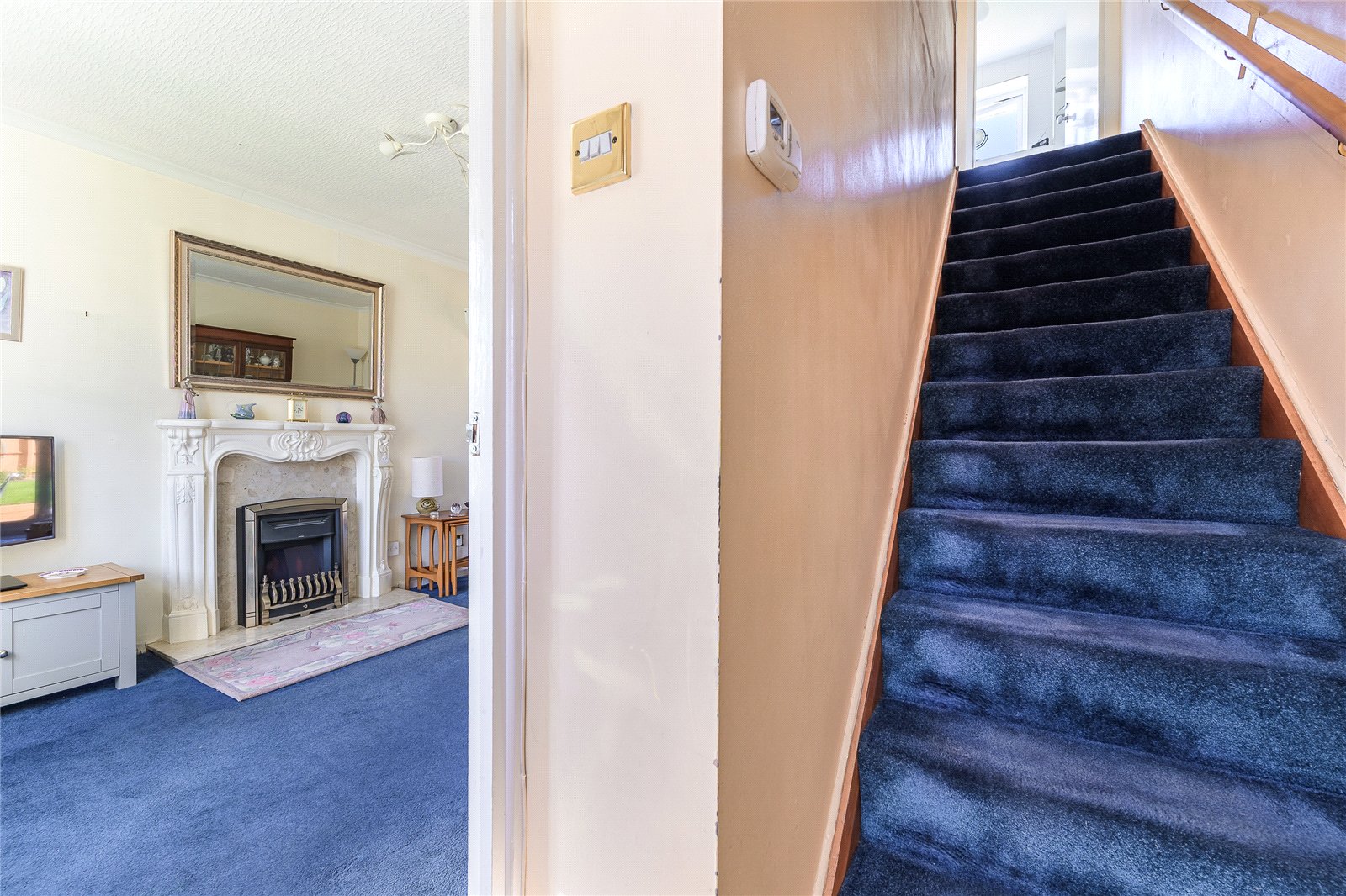 Clewley Drive, Pendeford, Wolverhampton, WV9 - DB Roberts