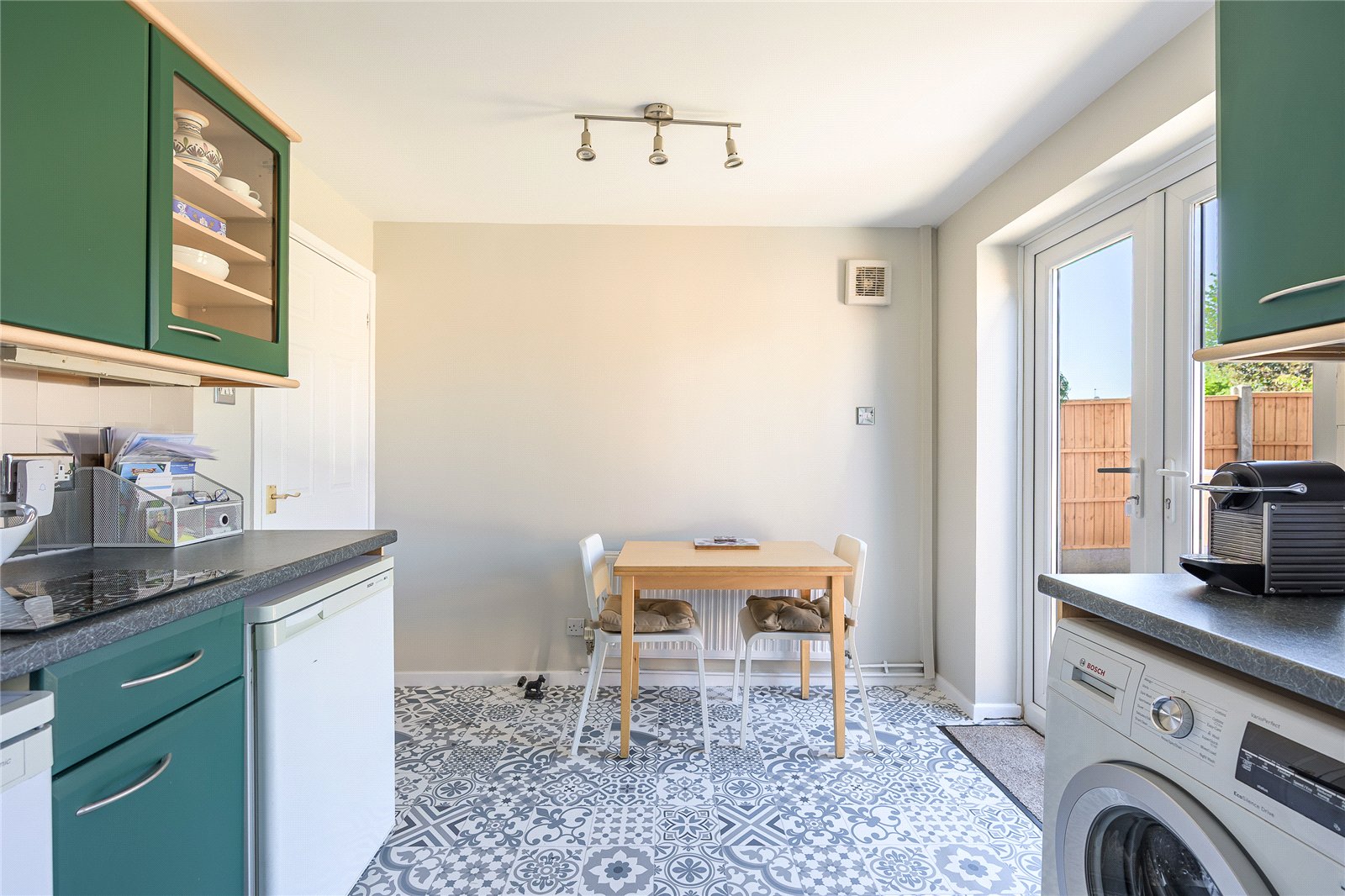 Clewley Drive, Pendeford, Wolverhampton, WV9 - DB Roberts