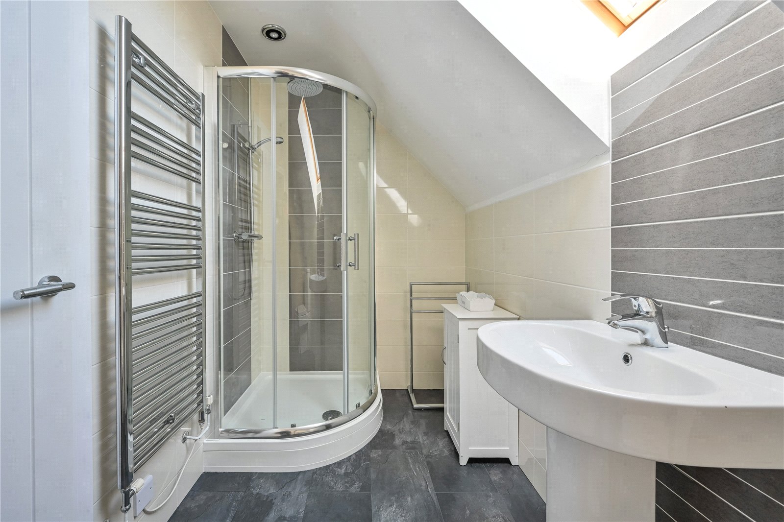 Brooklands Grove, Stafford, Staffordshire, ST16 - DB Roberts