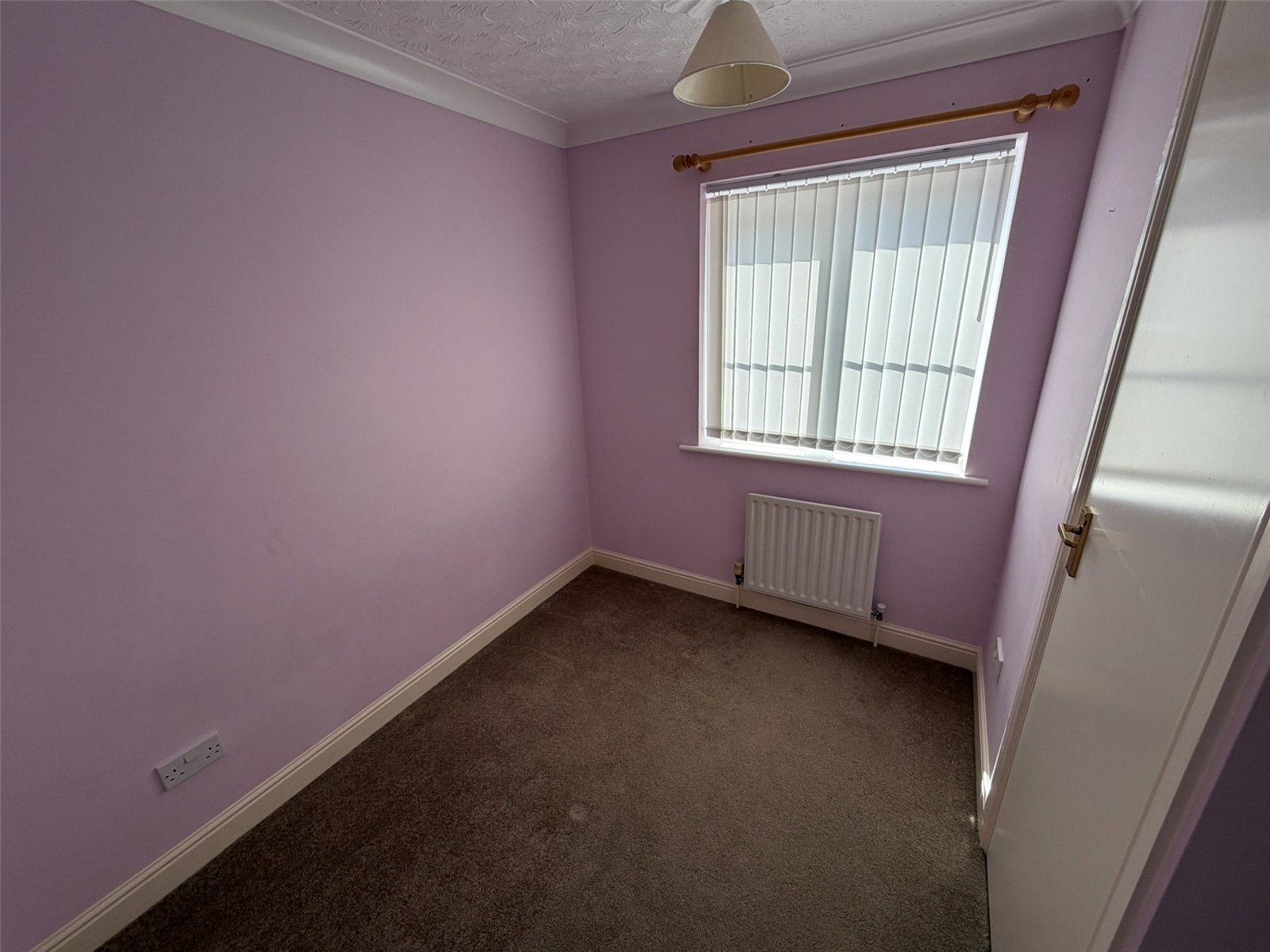 St. Lawrence Close, Wellington, Telford, TF1 - DB Roberts