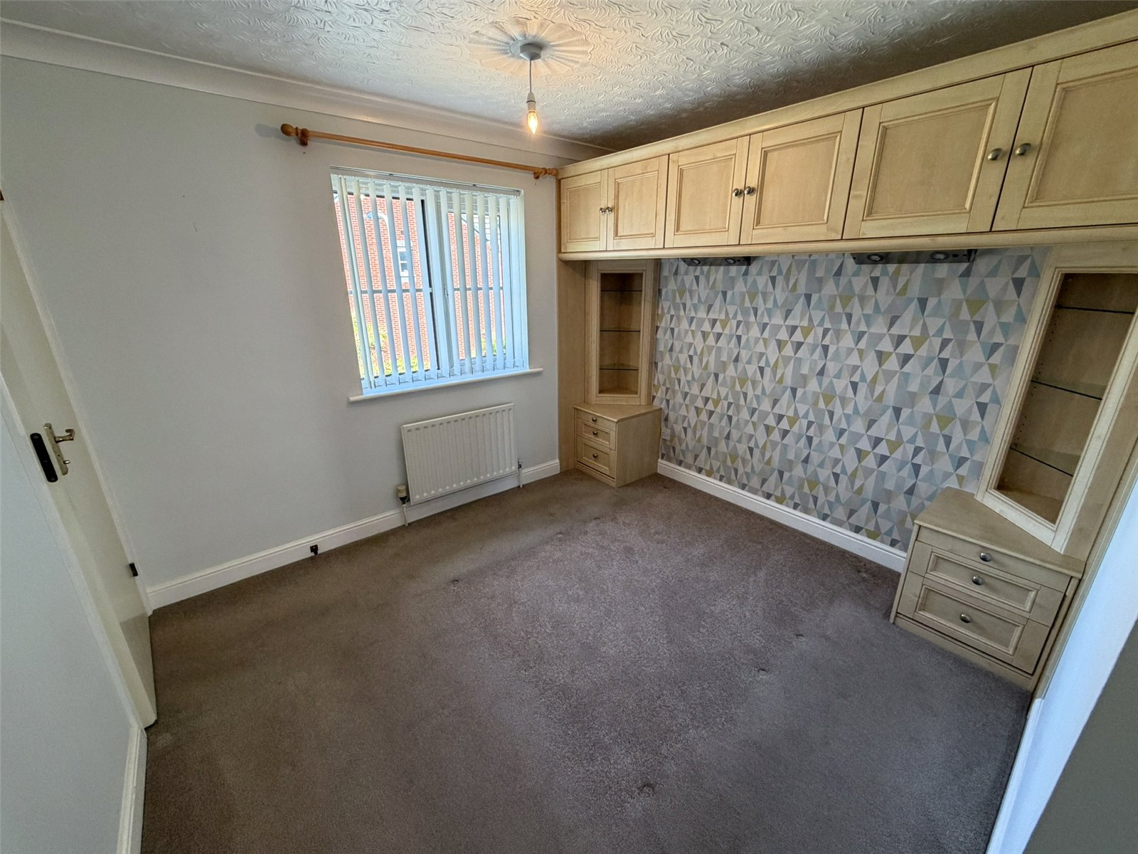 St. Lawrence Close, Wellington, Telford, TF1 - DB Roberts