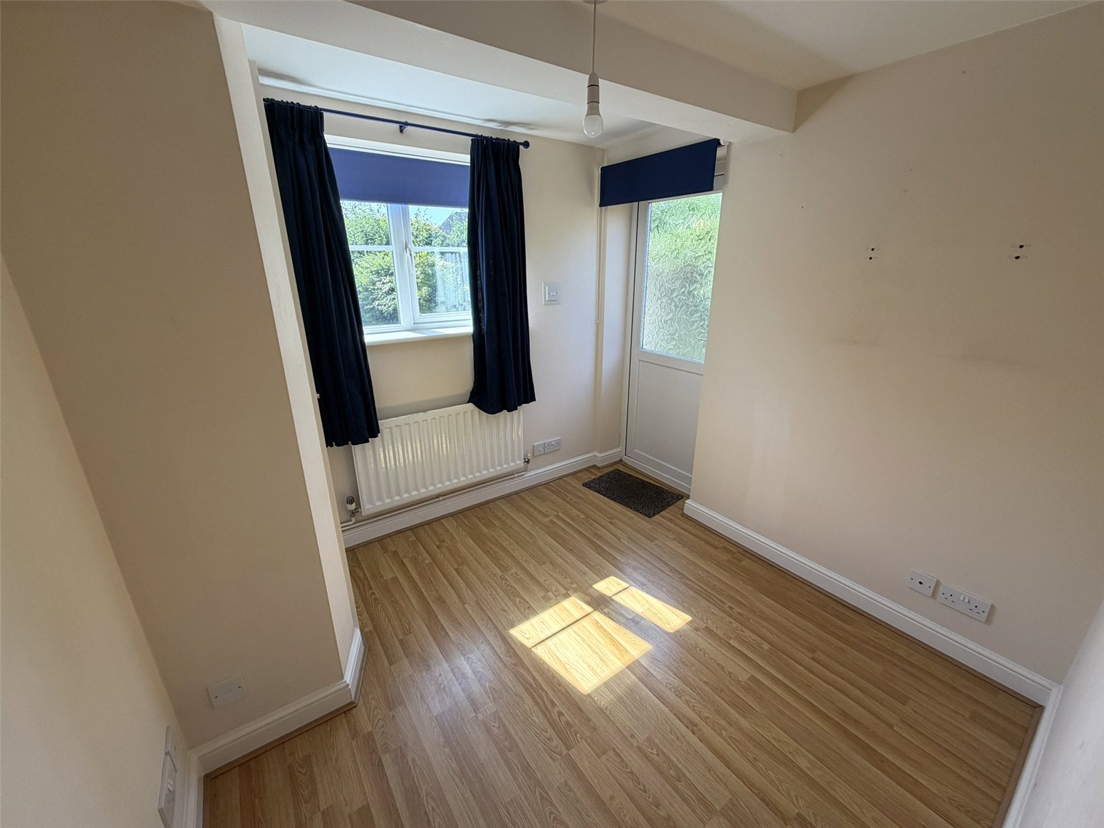 St. Lawrence Close, Wellington, Telford, TF1 - DB Roberts