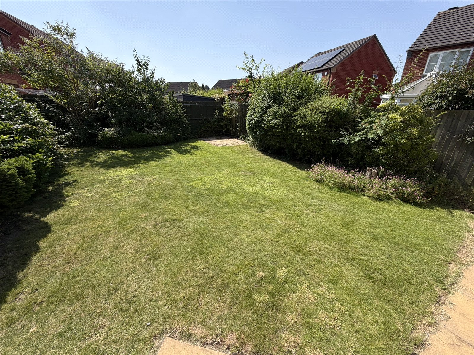 St. Lawrence Close, Wellington, Telford, TF1 - DB Roberts