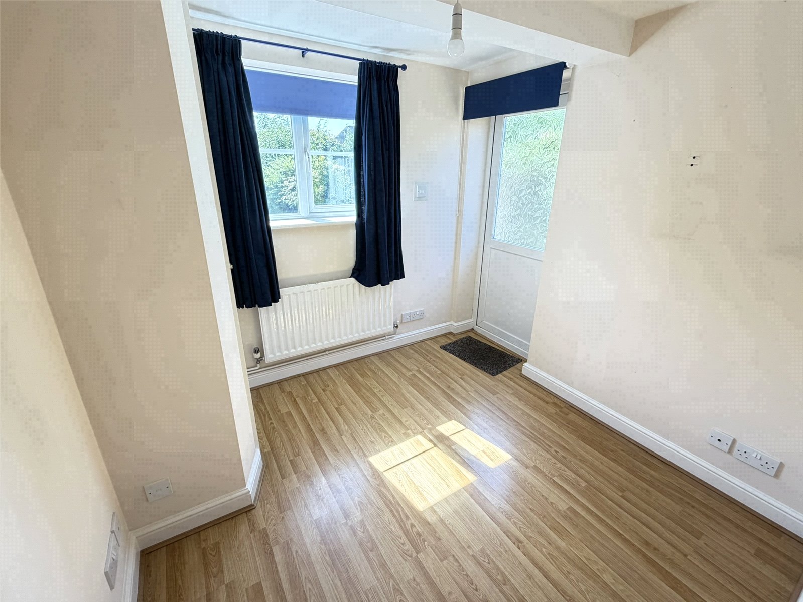 St. Lawrence Close, Wellington, Telford, TF1 - DB Roberts