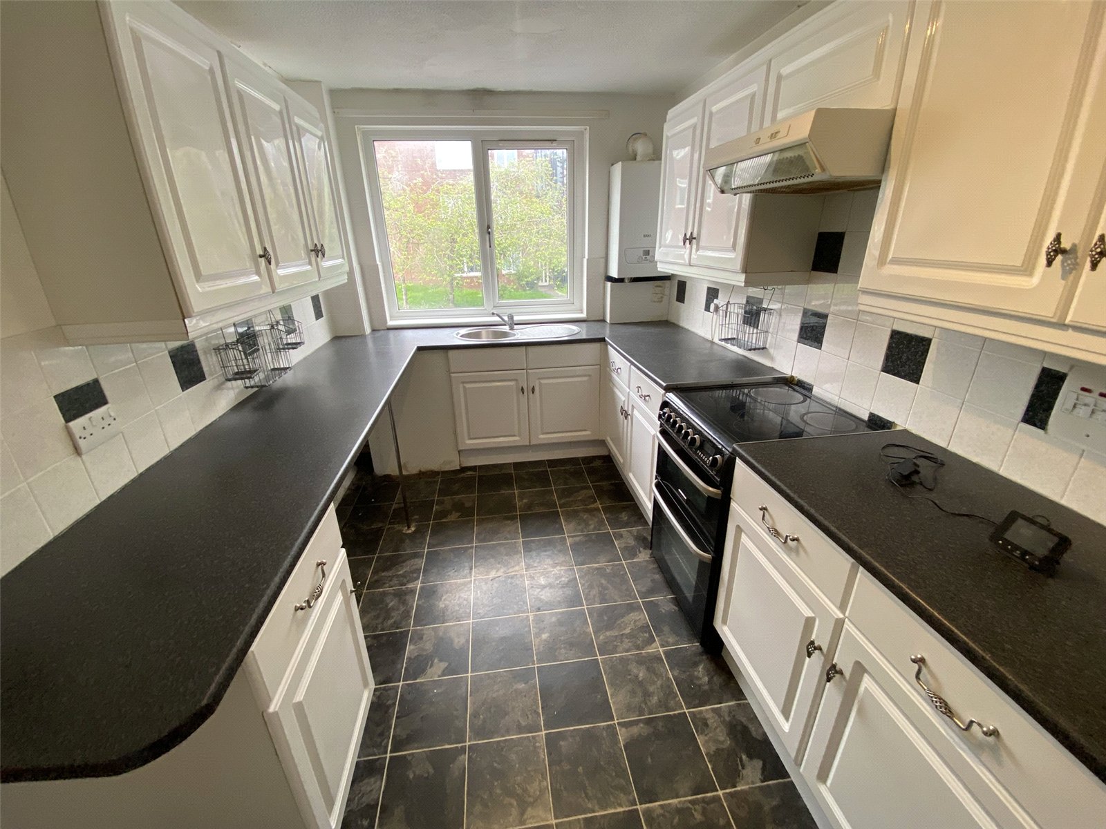 Delbury Court, Hollinswood, Telford, TF3 - DB Roberts