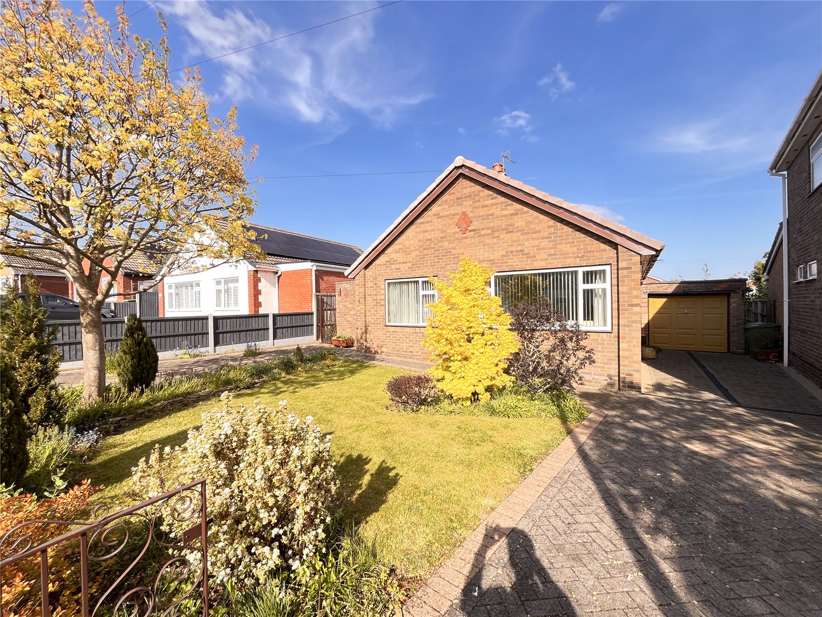 Hollies Drive, Bayston Hill, Shrewsbury, SY3 - DB Roberts