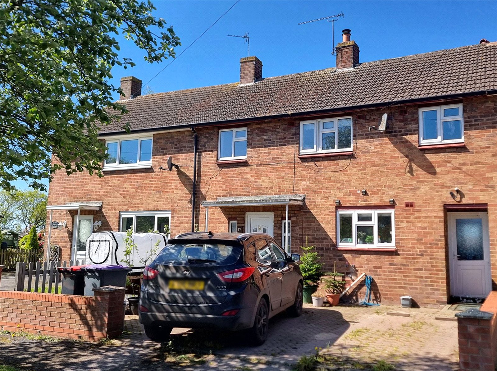 Cliff Crescent, Ellerdine, Telford, TF6 - DB Roberts