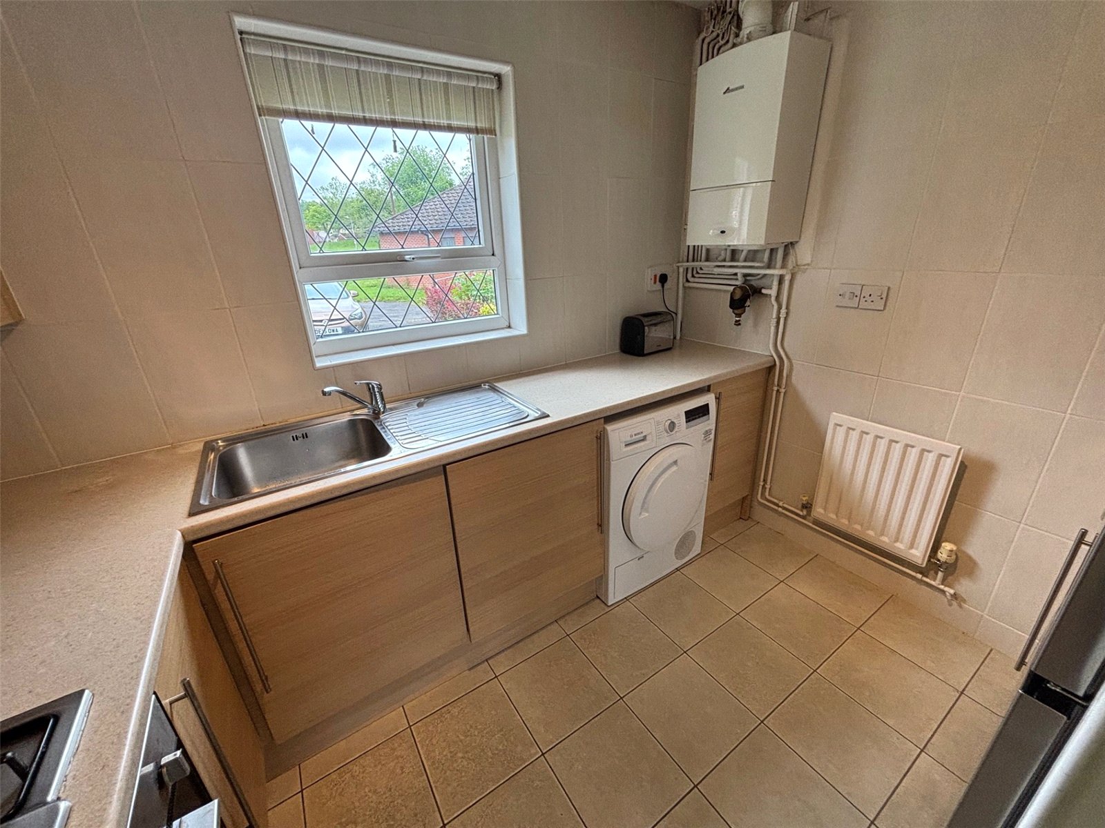 Downemead, Telford, Shropshire, TF3 - DB Roberts