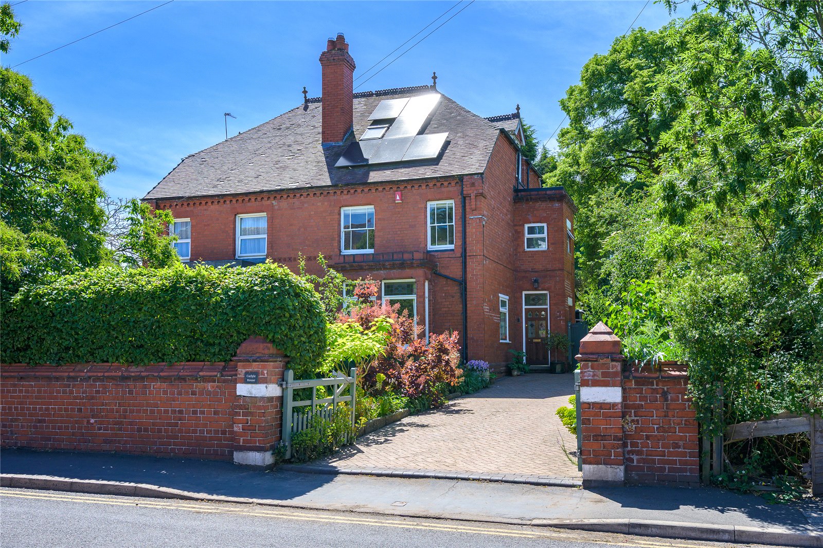 Church Parade, Oakengates, Telford, TF2 - DB Roberts