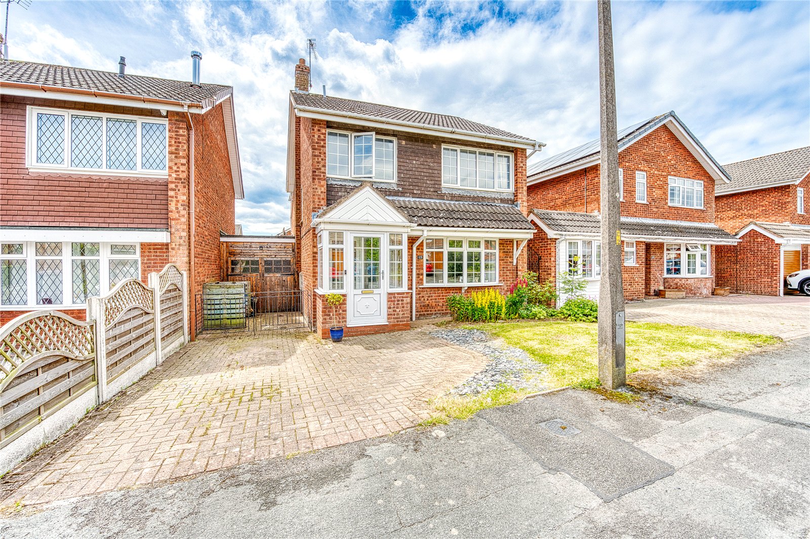 Priory Drive, Little Haywood, Stafford, ST18 - DB Roberts
