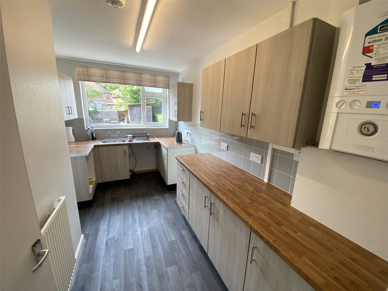 Park Lane Avenue, Madeley, Telford, TF7 - DB Roberts