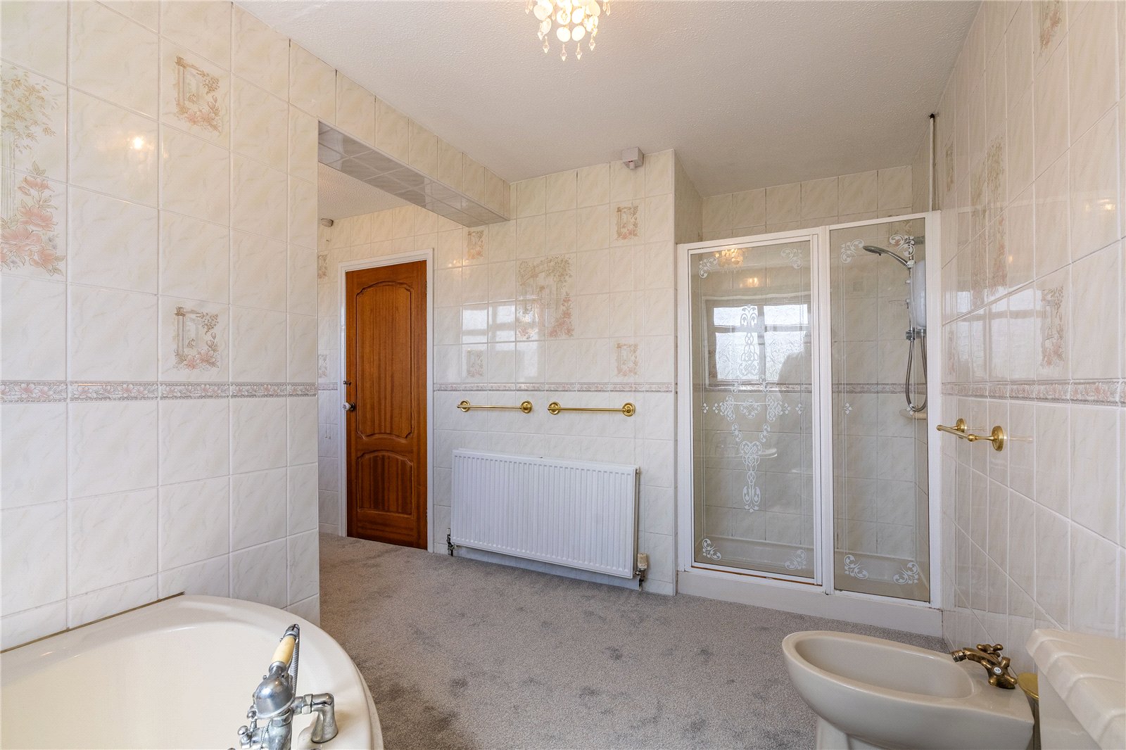 Alverstoke Close, Pendeford, Wolverhampton, WV9 - DB Roberts