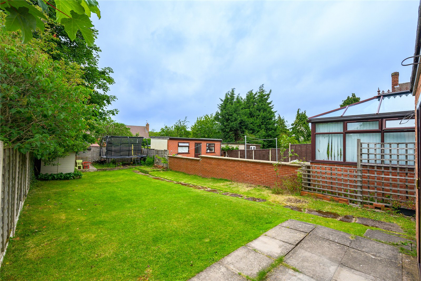 Kinfare Drive, Tettenhall, Wolverhampton, WV6 - DB Roberts