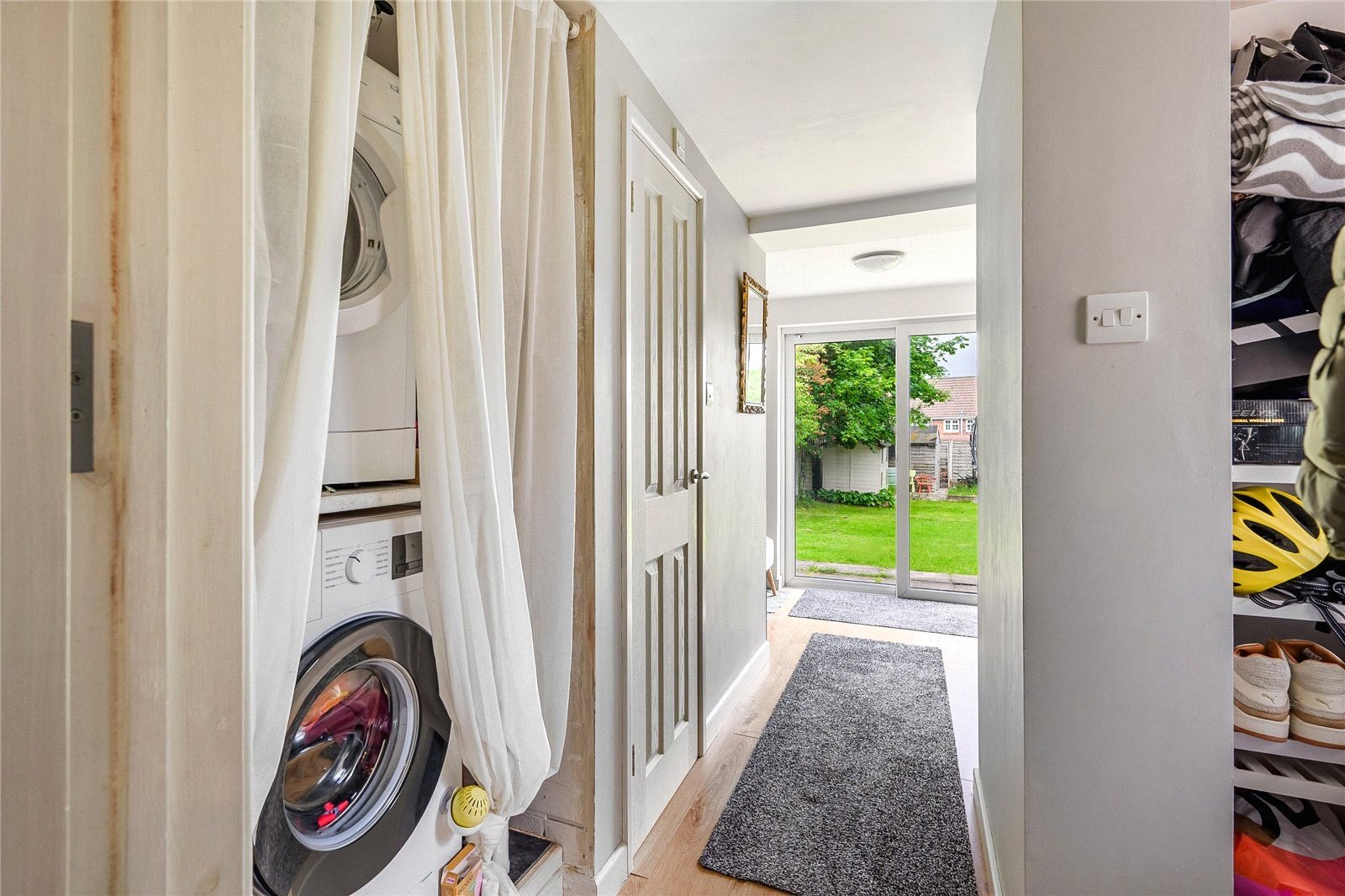 Kinfare Drive, Tettenhall, Wolverhampton, WV6 - DB Roberts