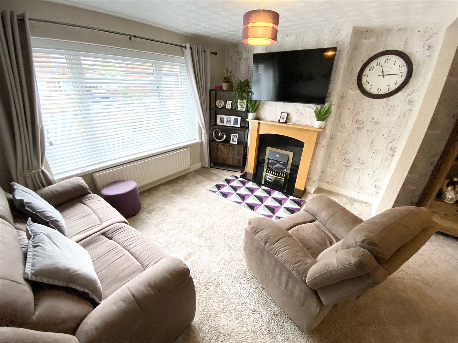 Manor Gardens, Dawley, Telford, TF4 - DB Roberts