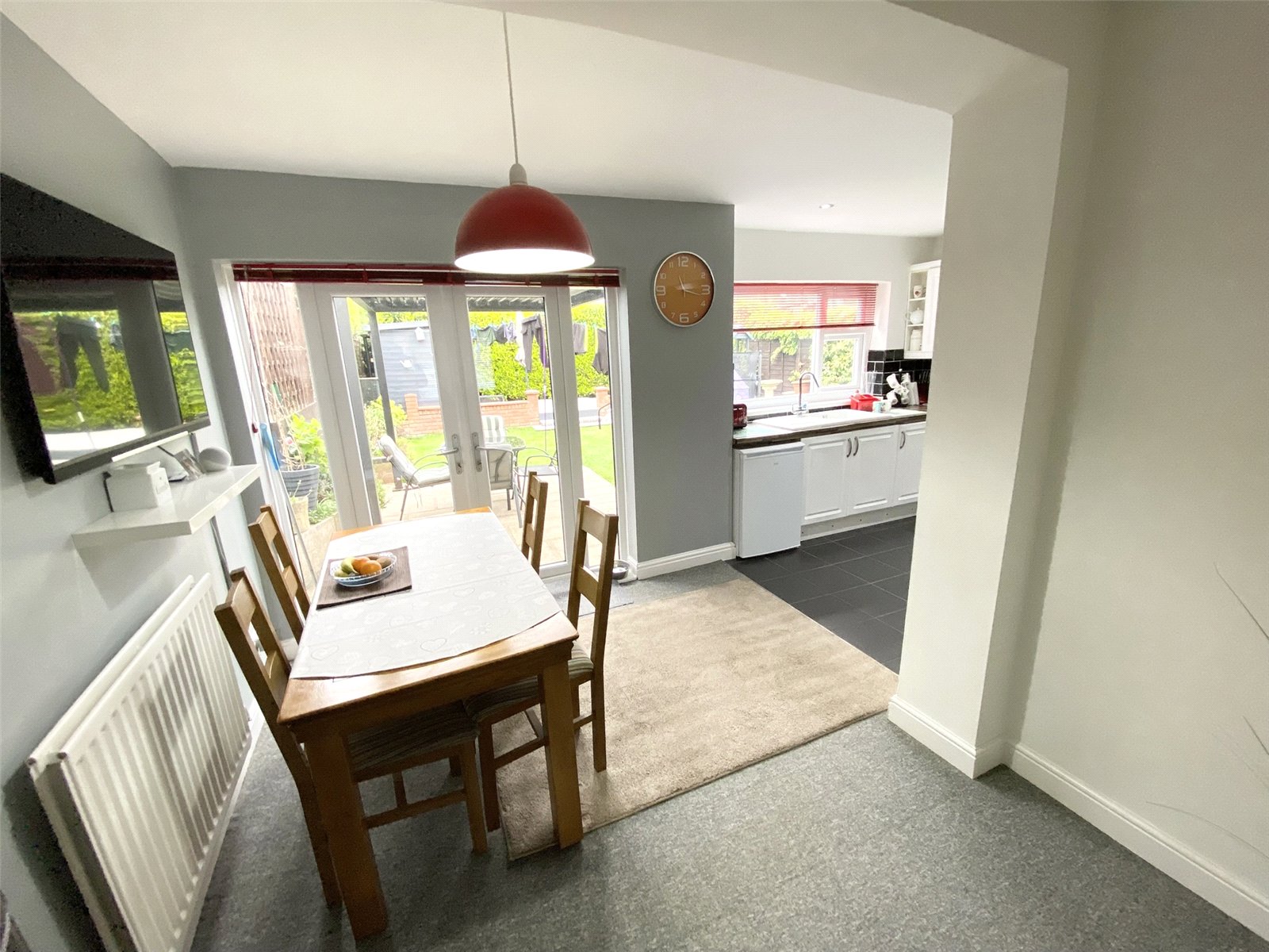 Manor Gardens, Dawley, Telford, TF4 - DB Roberts