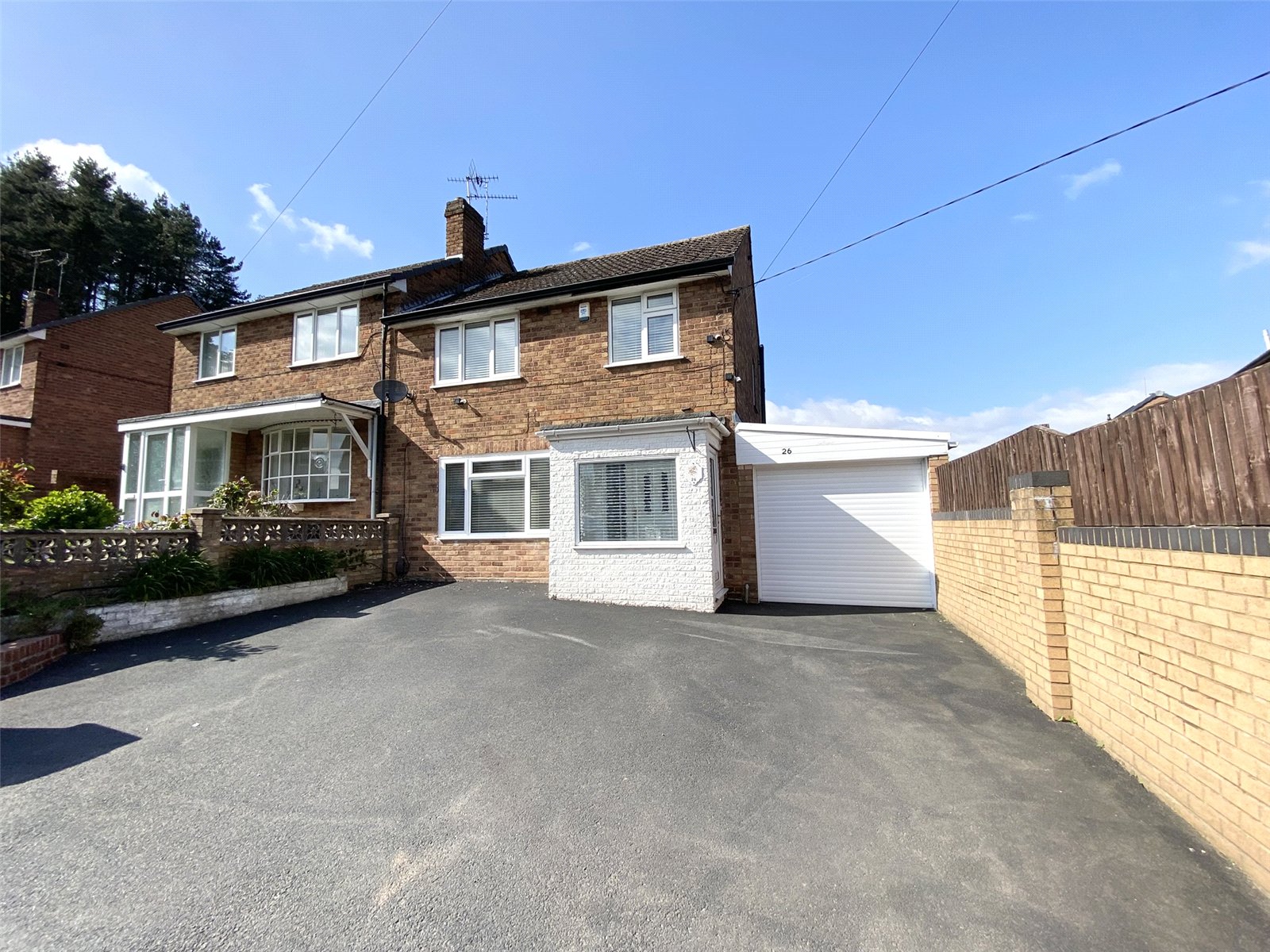 Manor Gardens, Dawley, Telford, TF4 - DB Roberts