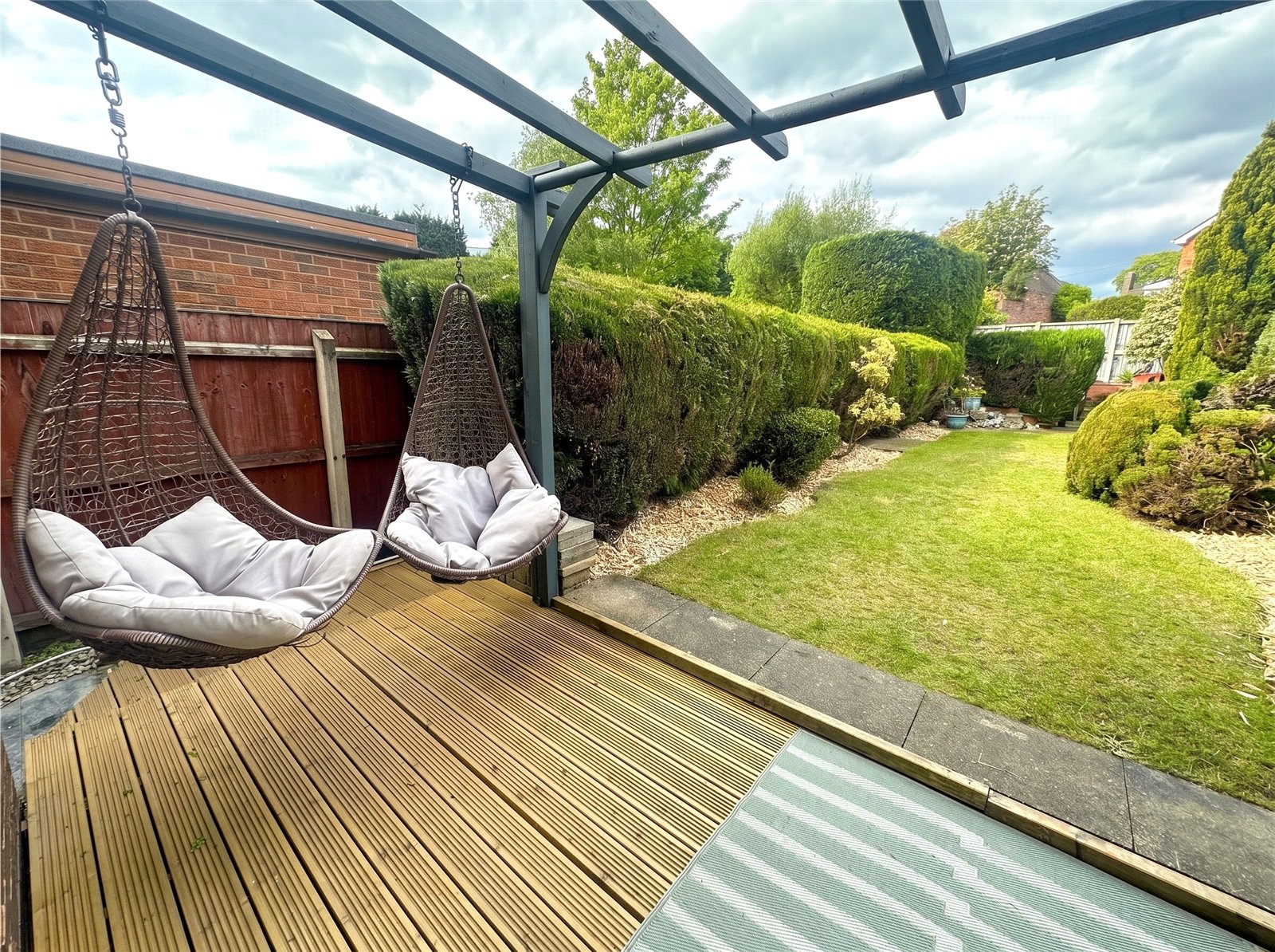 Belinda Close, Willenhall, Wolverhampton, WV13 - DB Roberts