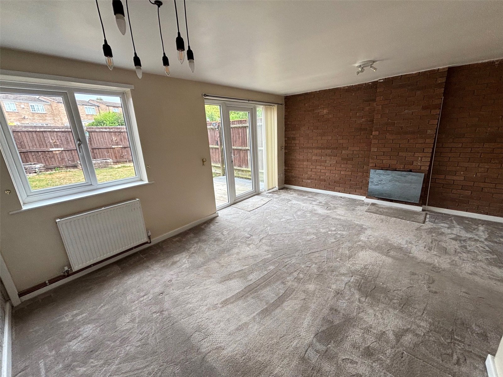 Mount Pleasant Drive, Brookside, Telford, TF3 - DB Roberts