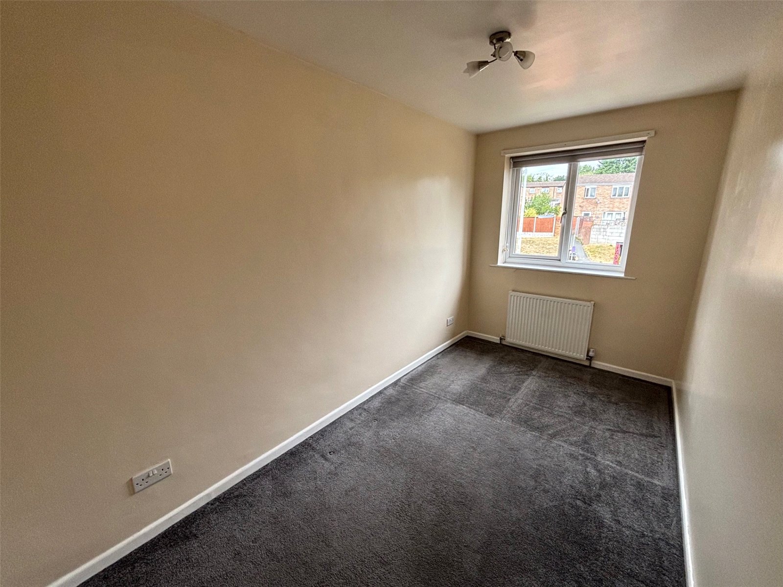 Mount Pleasant Drive, Brookside, Telford, TF3 - DB Roberts