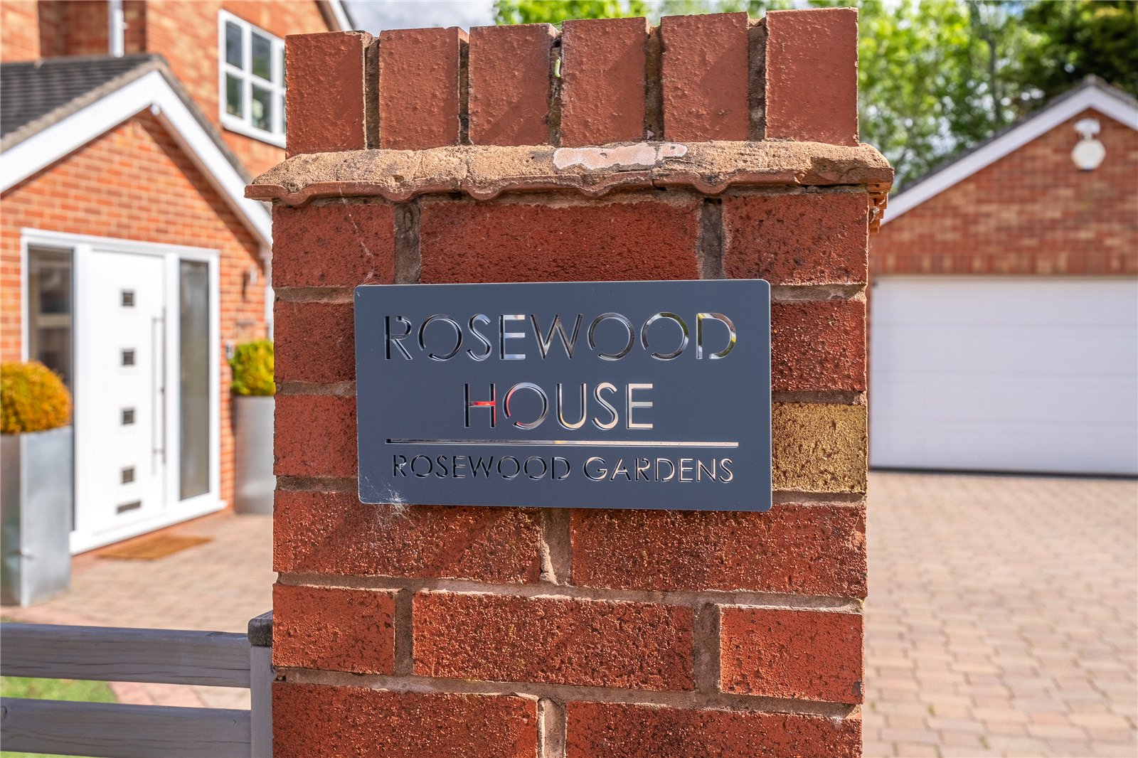 Rosewood Gardens, Essington, Wolverhampton, WV11 - DB Roberts