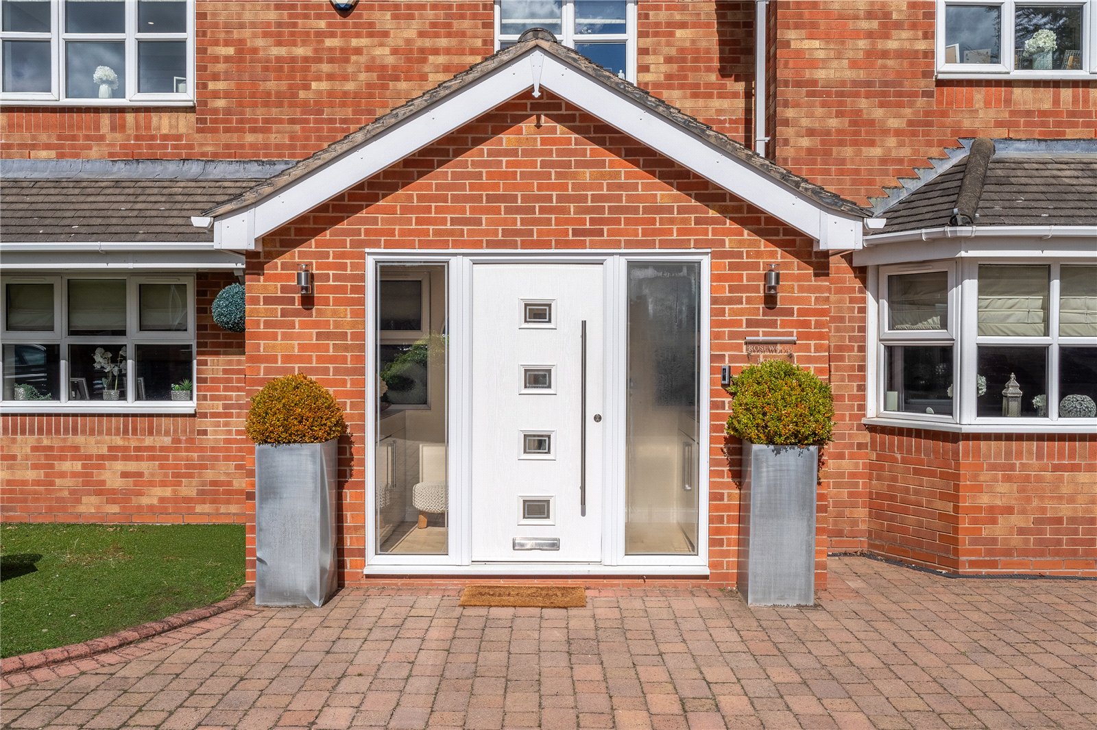 Rosewood Gardens, Essington, Wolverhampton, WV11 - DB Roberts