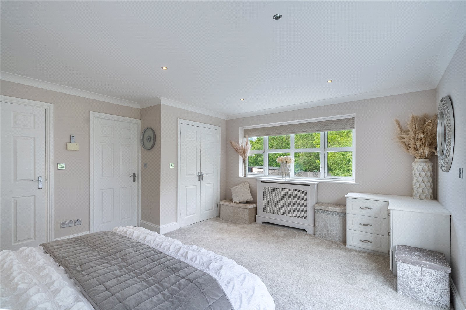 Rosewood Gardens, Essington, Wolverhampton, WV11 - DB Roberts